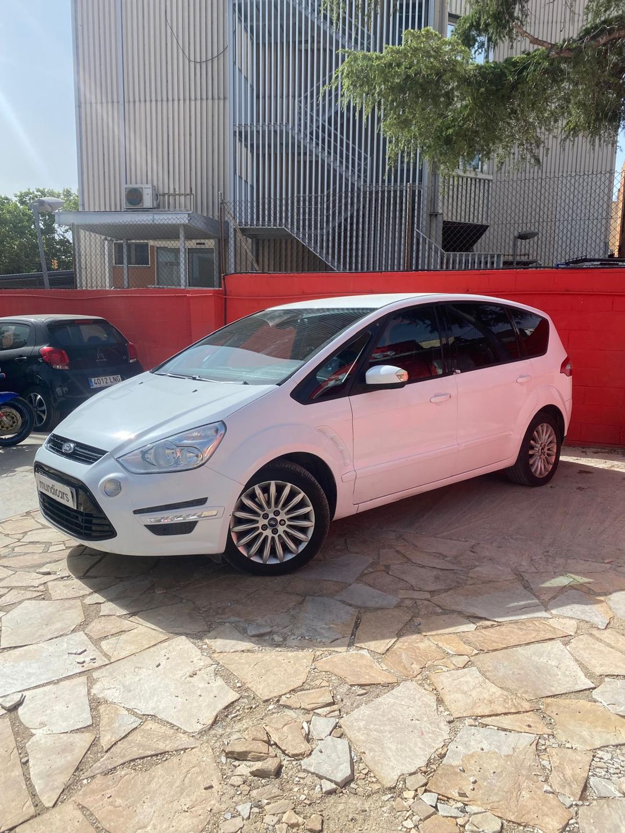 Ford S Max 2.0 TDCi 140cv Trend Powershift - Foto 7