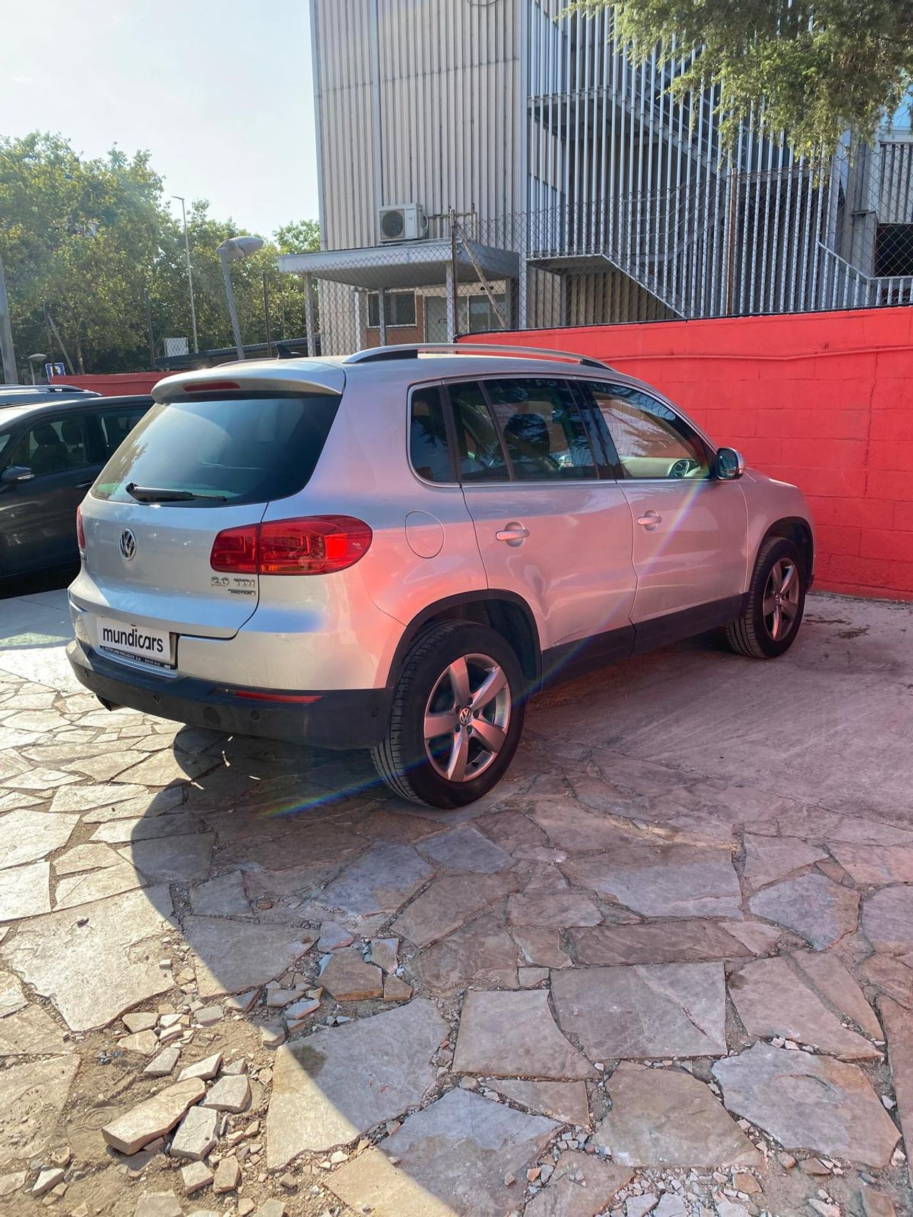 Volkswagen Tiguan 2.0 TDI 140cv DSG 4Motion Sport BMT - Foto 11