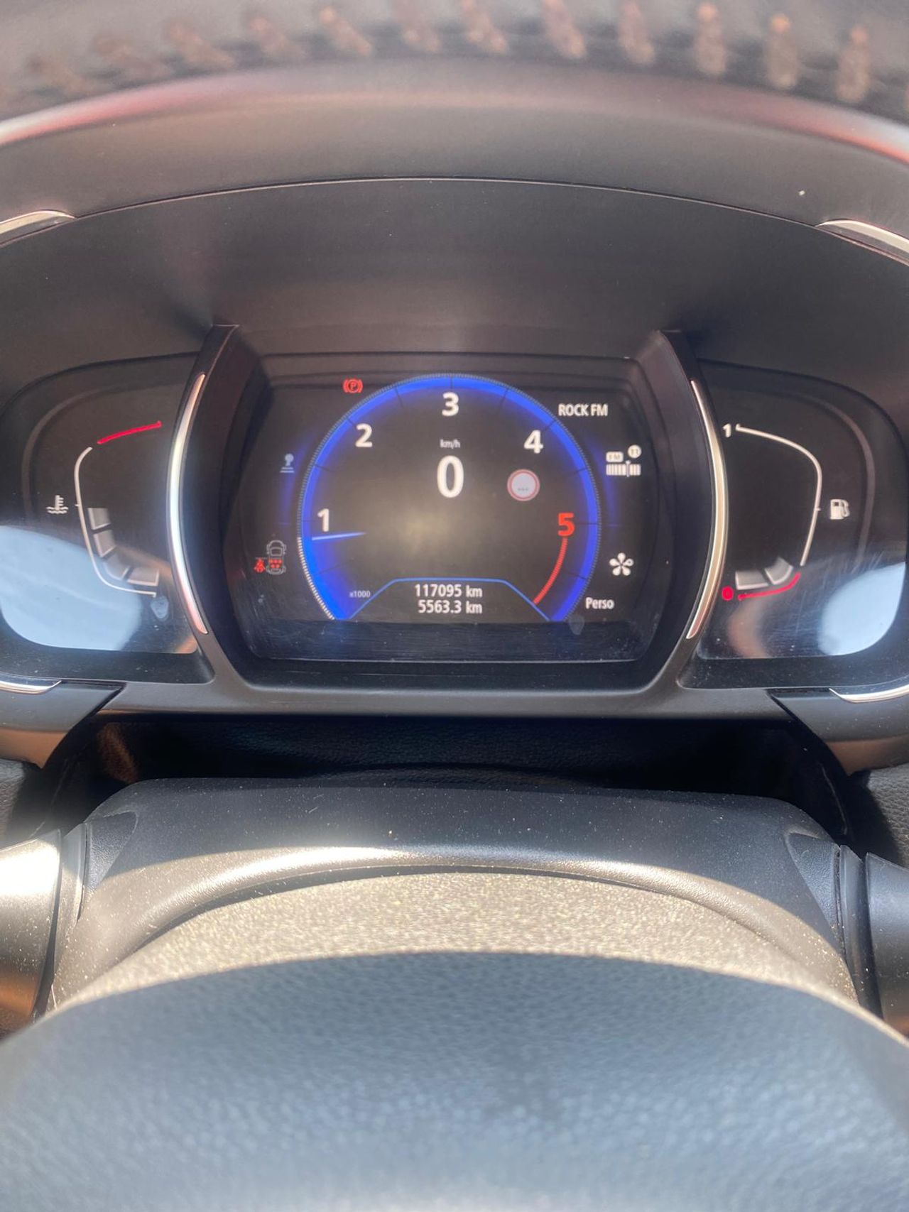 Renault Grand Scénic Zen Energy dCi 96kW (130CV) - Foto 8