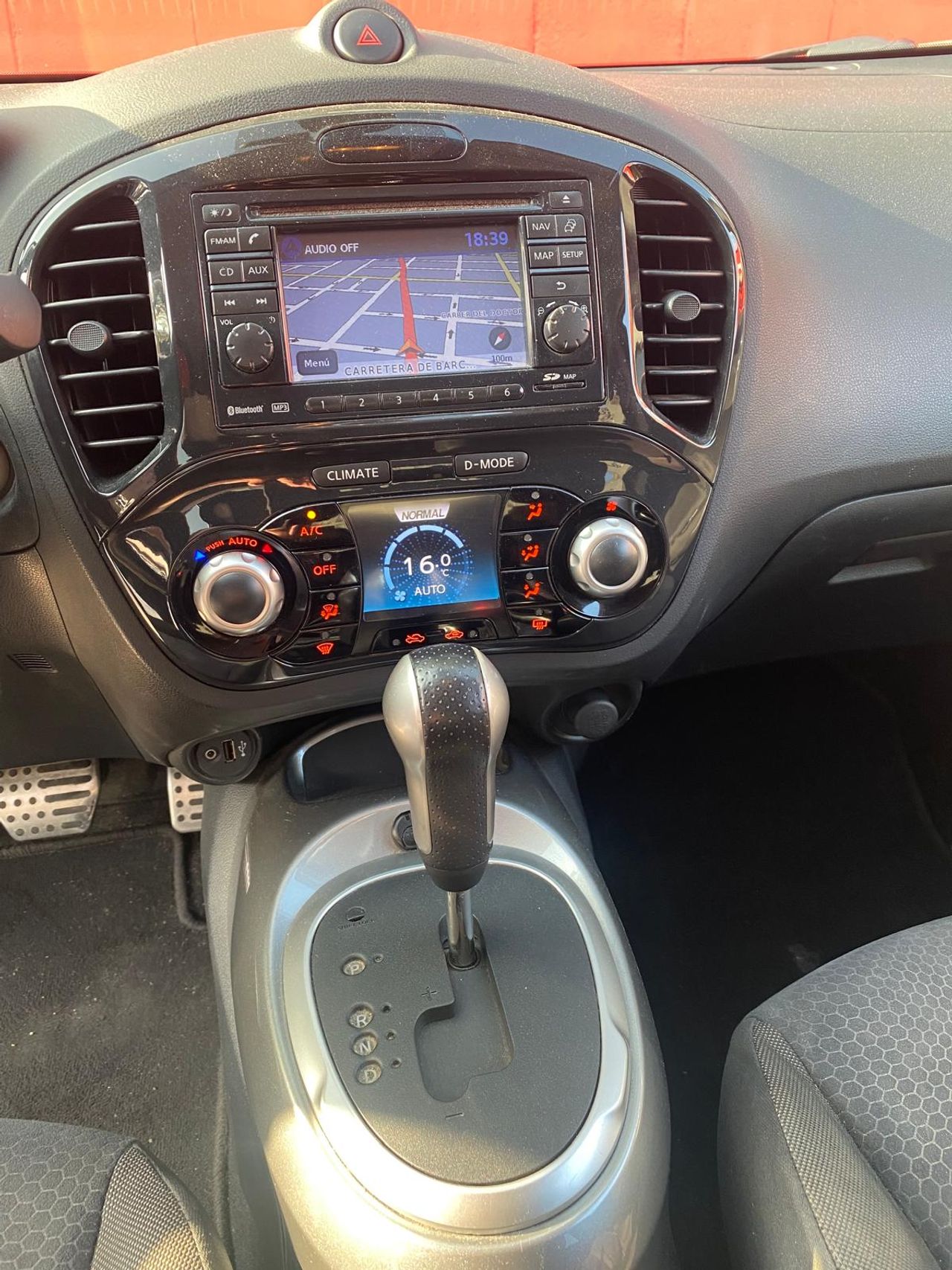 Nissan Juke 1.6 DIG-T TEKNA PREMIUM CVT 4X4 - Foto 16