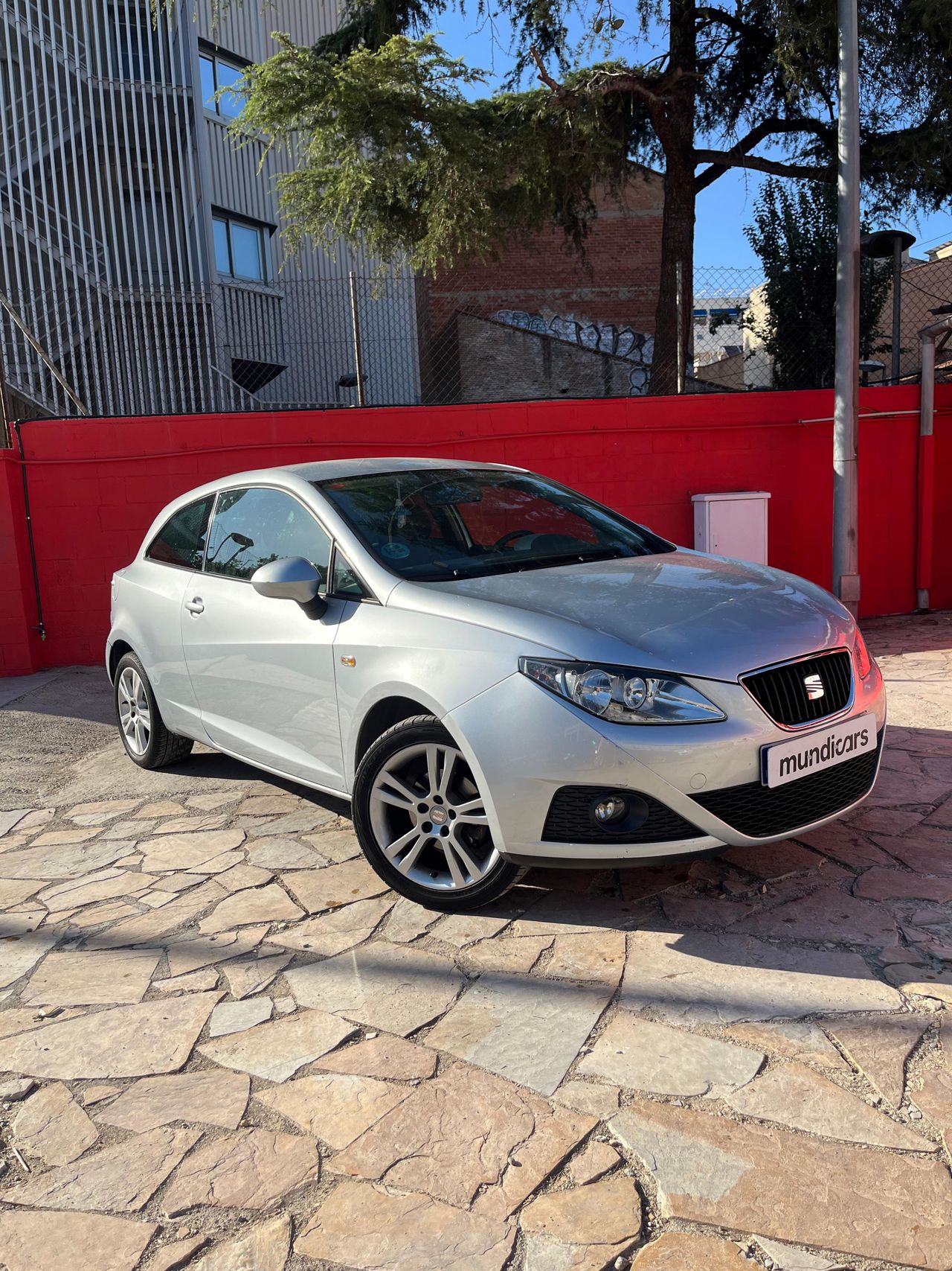 Seat Ibiza 1.4 16v 85cv Rock&Roll - Foto 4