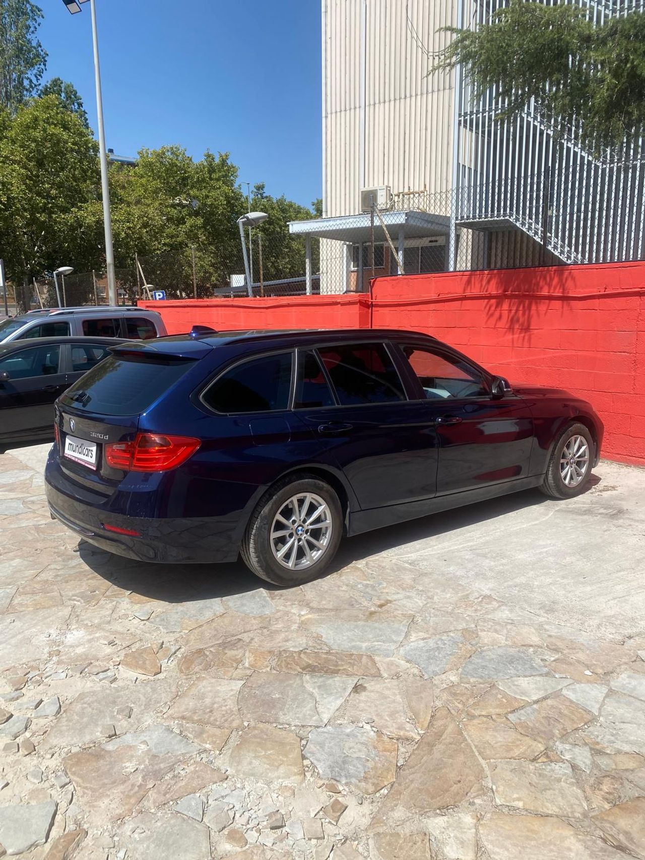 BMW Serie 3 320d xDrive Touring - Foto 13