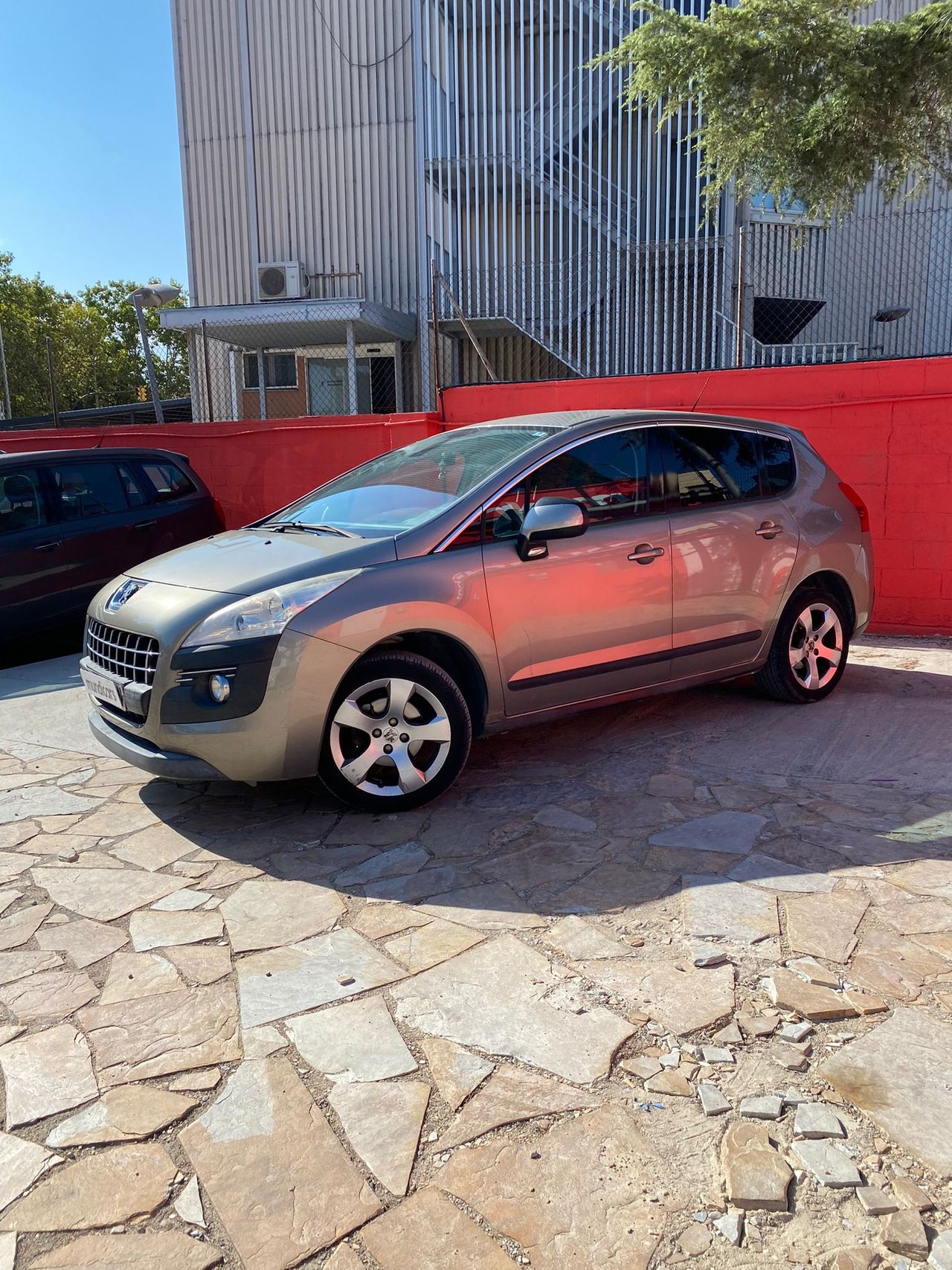 Peugeot 3008 Confort 1.6 HDI 110 FAP - Foto 7