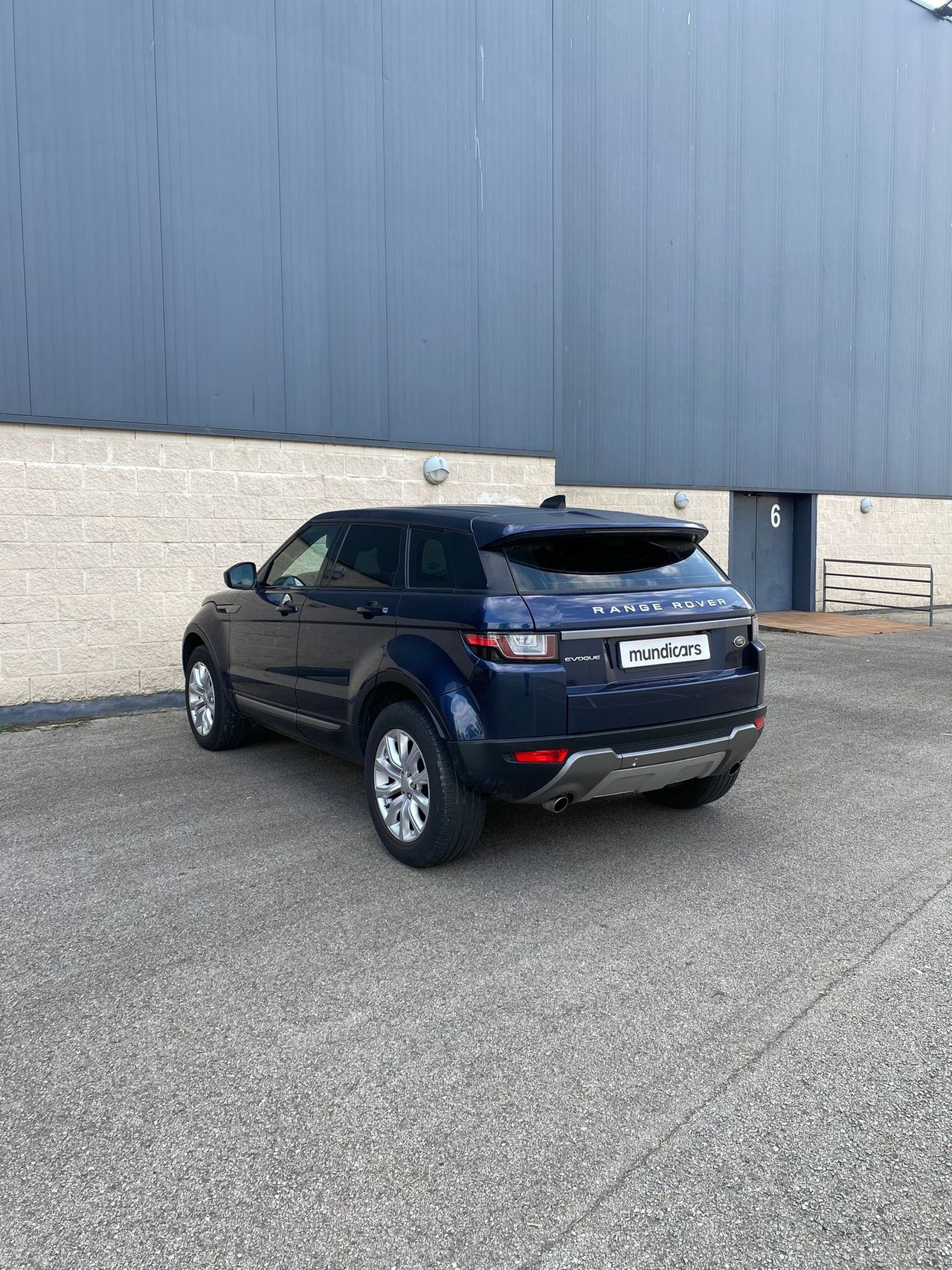 Land-Rover Range Rover Evoque 2.0L TD4 110kW 4x4 HSE Dynamic Auto - Foto 9