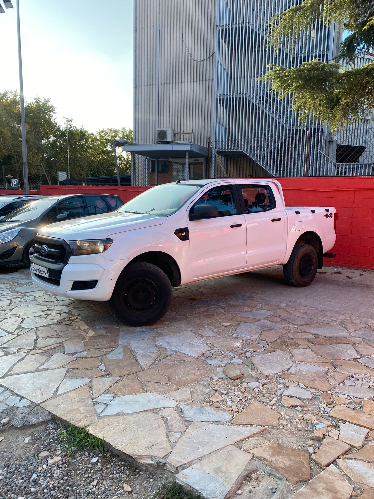 Ford Ranger 2.2 150cv 5 plazas  - Foto 9