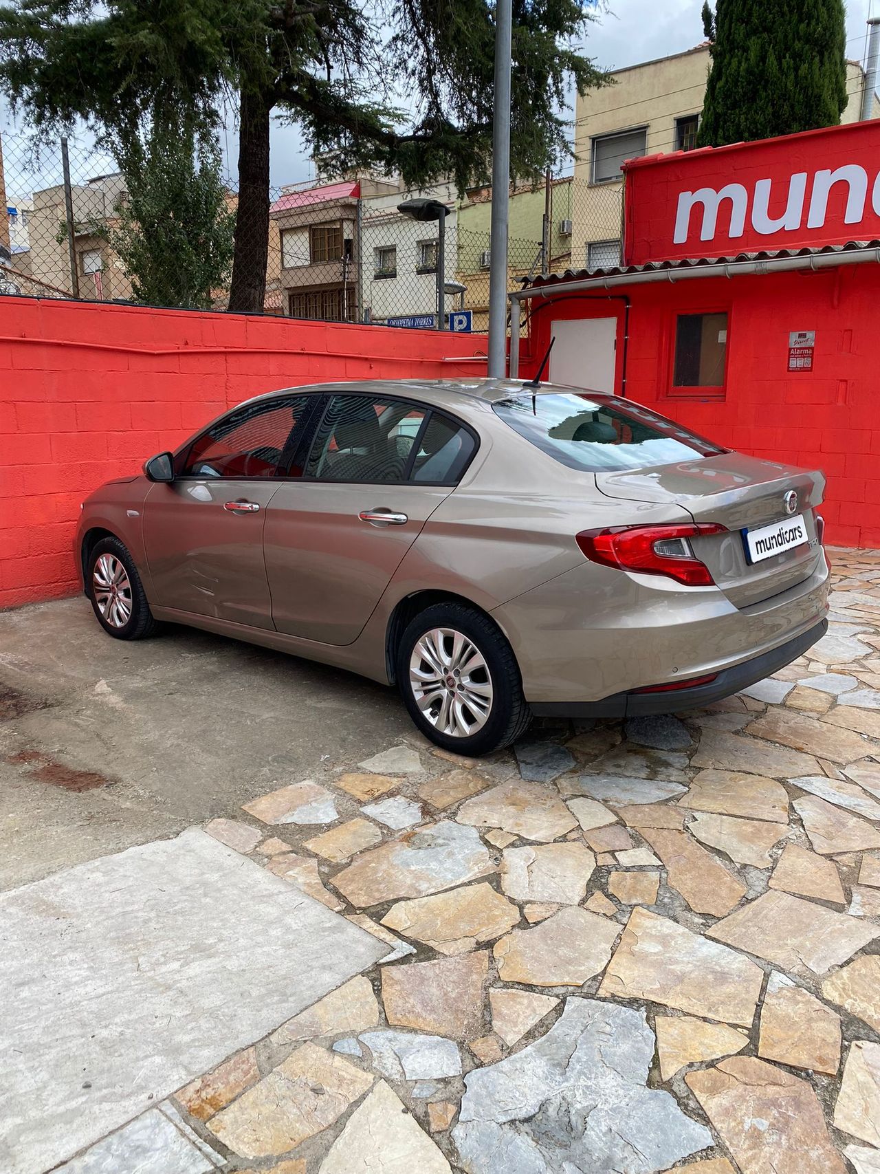 Fiat Tipo 1.4 16v Easy 70kW (95CV) gasolina 5p. - Foto 9