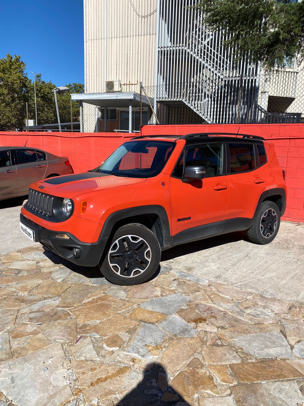 Jeep Renegade 2.0 Mjet Trailhawk 4x4 170CV Auto AD Low - Foto 6