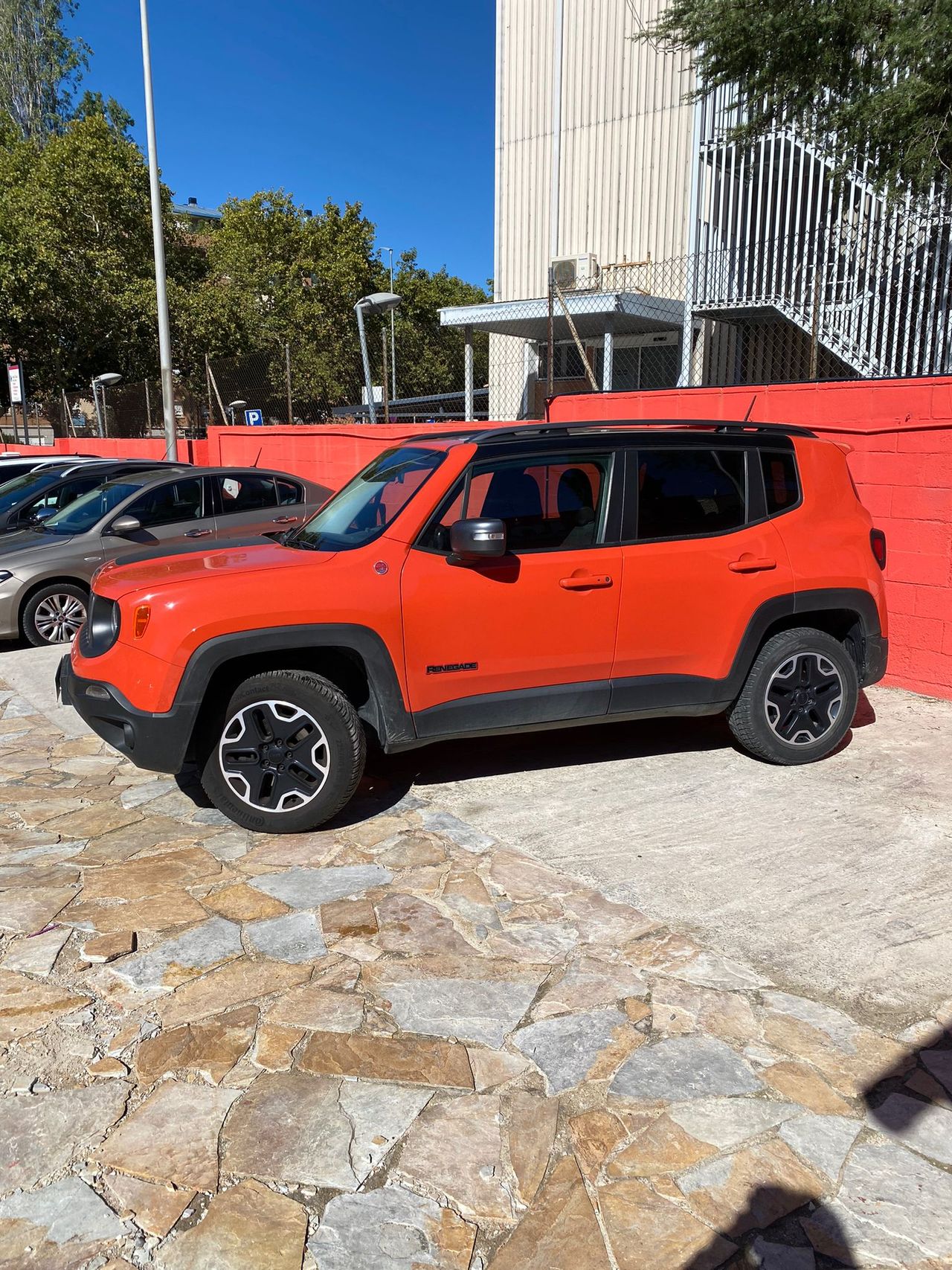 Jeep Renegade 2.0 Mjet Trailhawk 4x4 170CV Auto AD Low - Foto 8