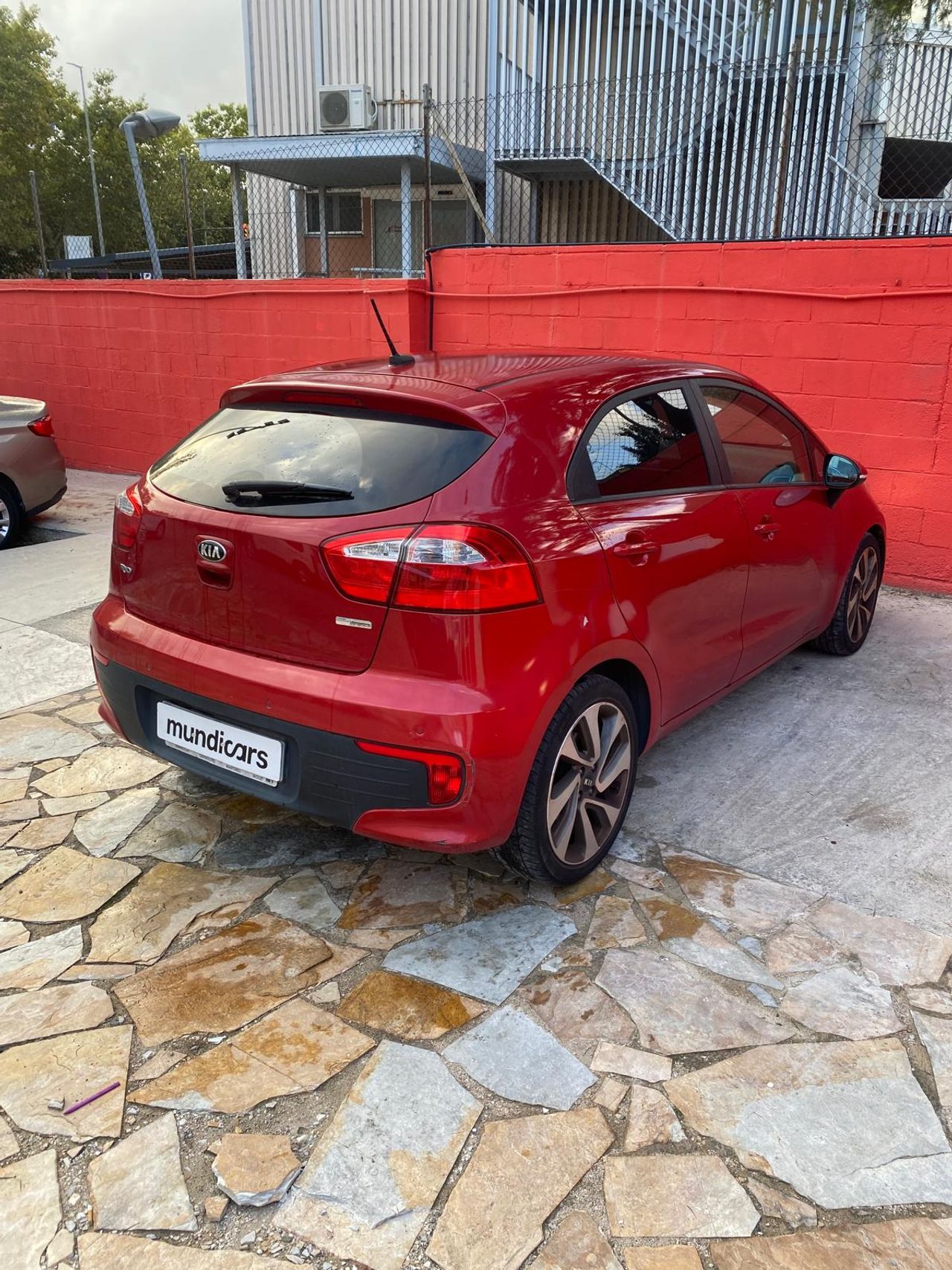 Kia Rio 1.2 CVVT 84CV Drive - Foto 11