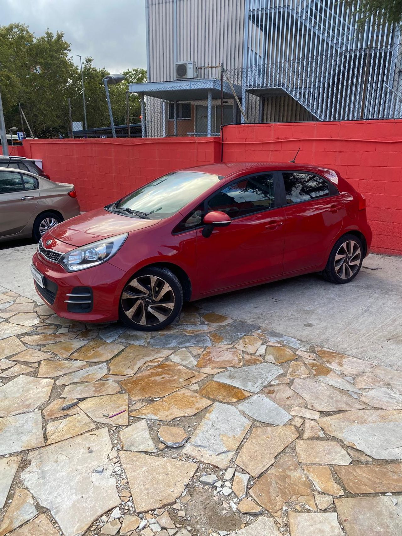 Kia Rio 1.2 CVVT 84CV Drive - Foto 7