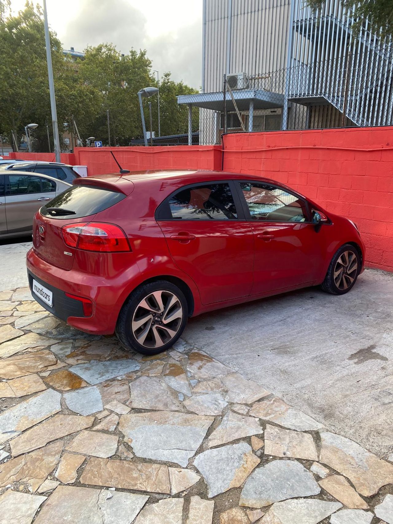 Kia Rio 1.2 CVVT 84CV Drive - Foto 12