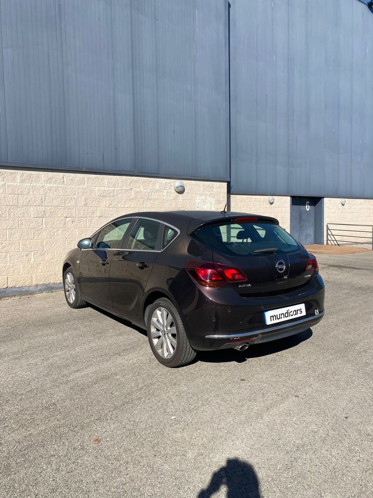 Opel Astra 1.4 Turbo Excellence - Foto 12