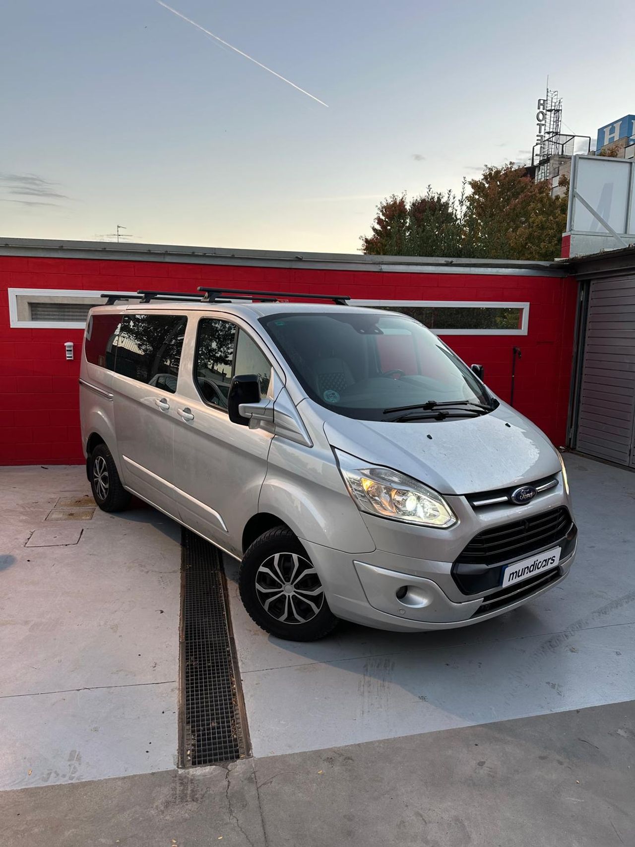 Ford Transit Custom 2.0 TDCI 96kW (130CV) L2 Trend - Foto 3