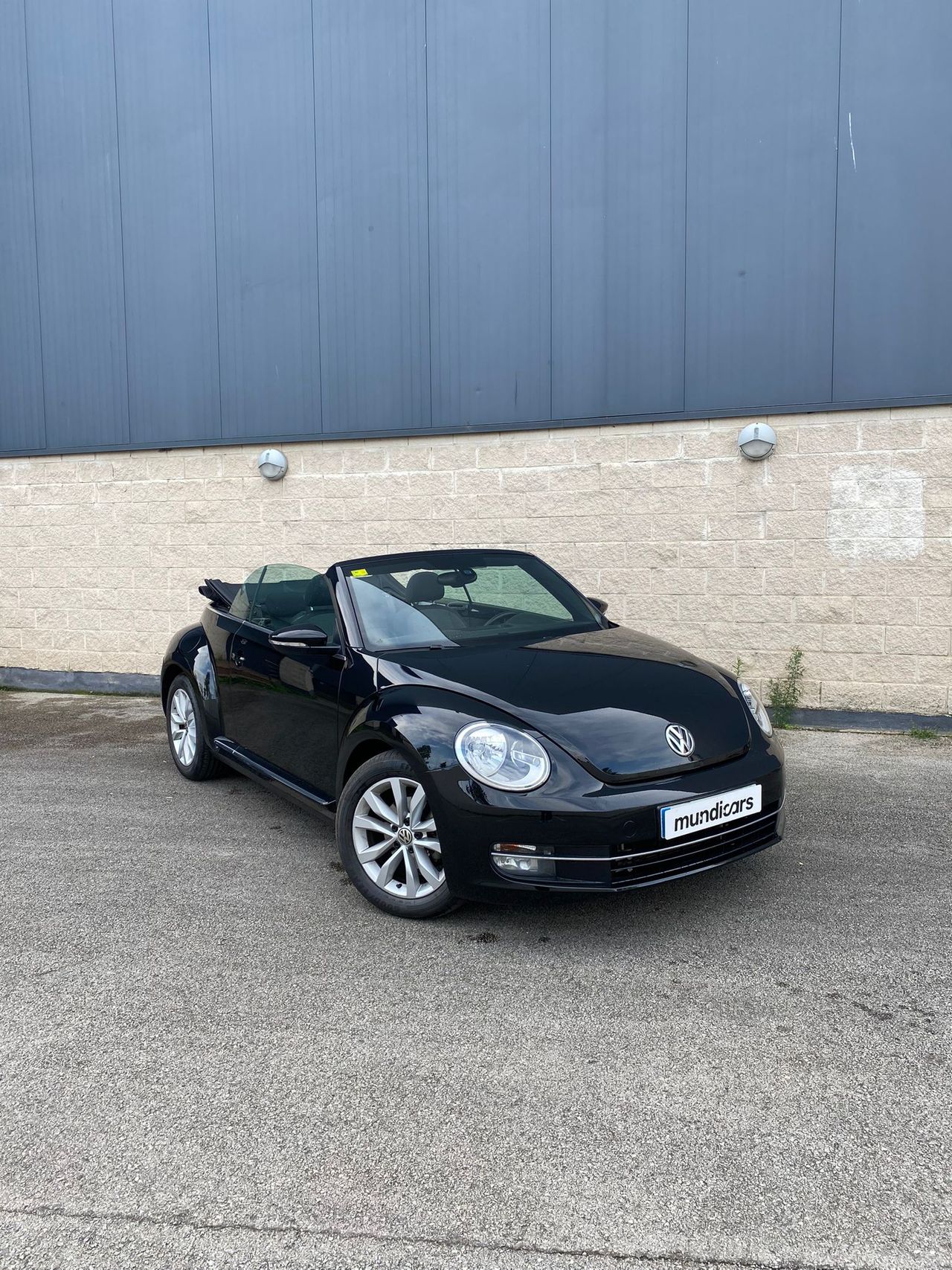 Volkswagen Beetle Cabrio Design 2.0 TDI 110CV BMT - Foto 3