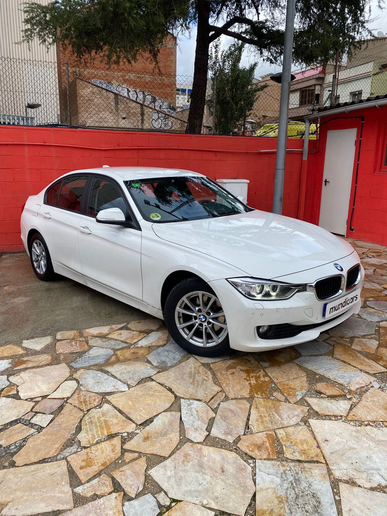 BMW Serie 3 318d - Foto 4