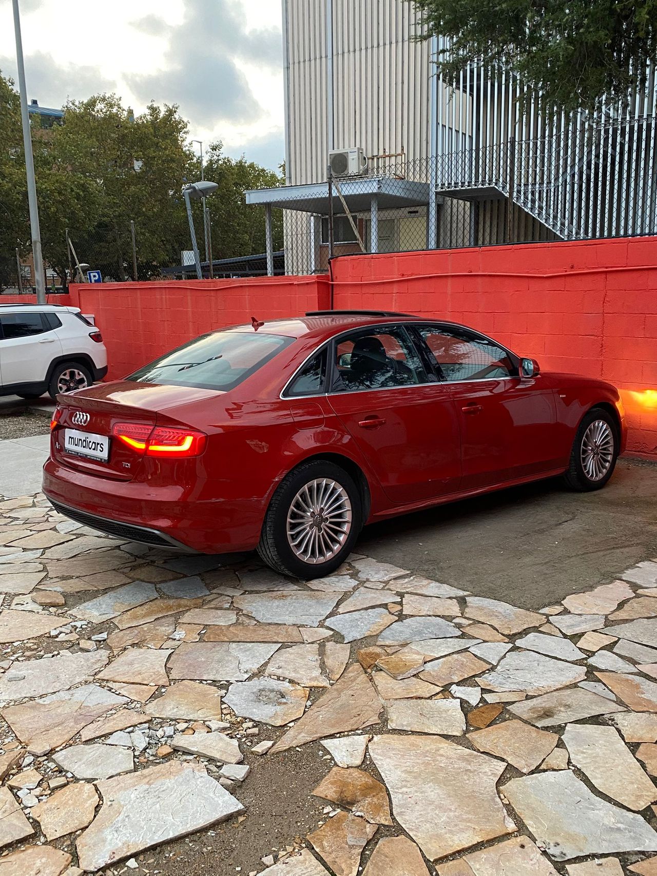 Audi A4 2.0 TDI 150cv S line edition - Foto 12