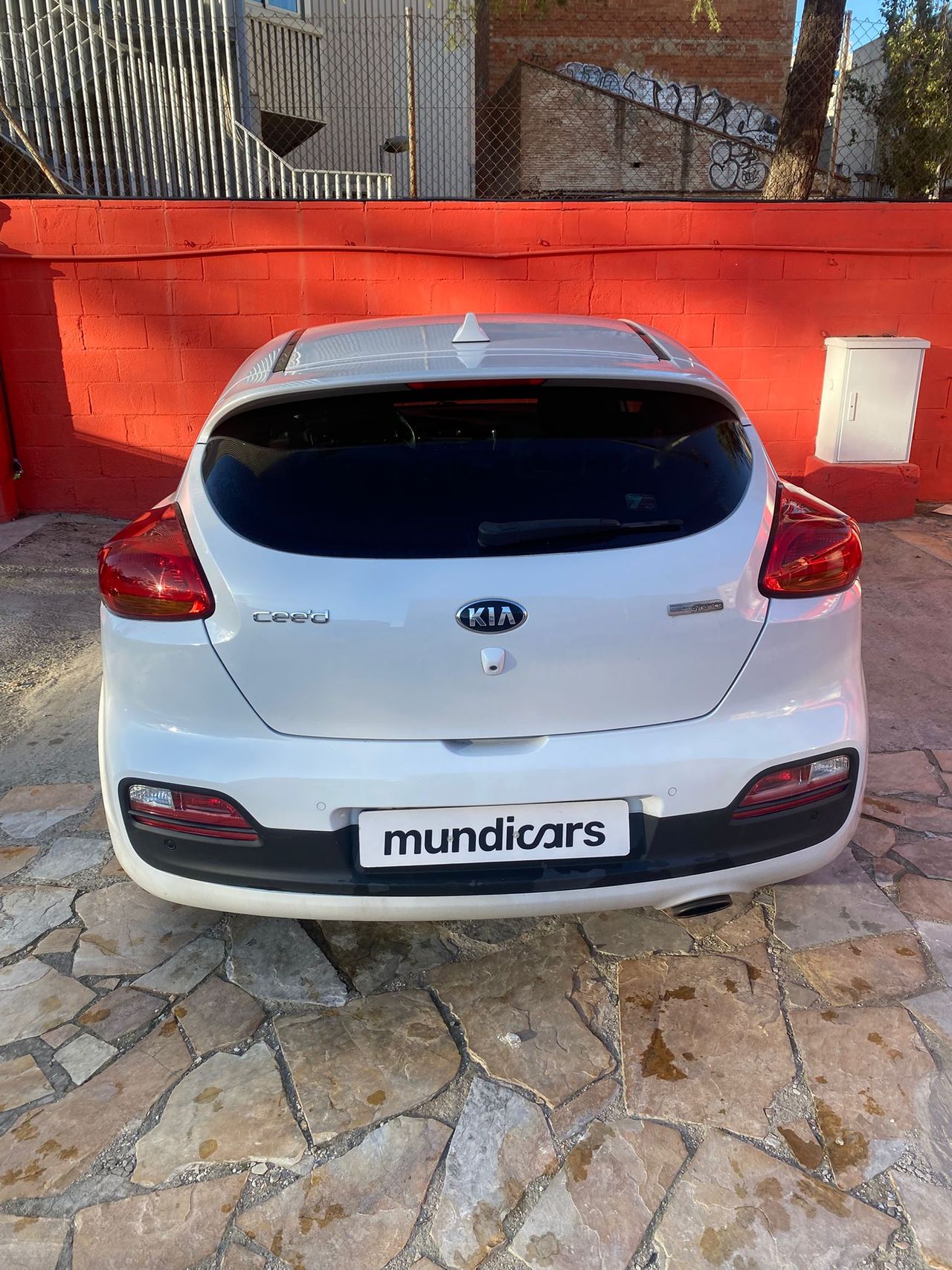 Kia Pro_Ceed 1.0 T-GDi 88kW (120CV) x-Tech17 Eco-Dyn - Foto 8