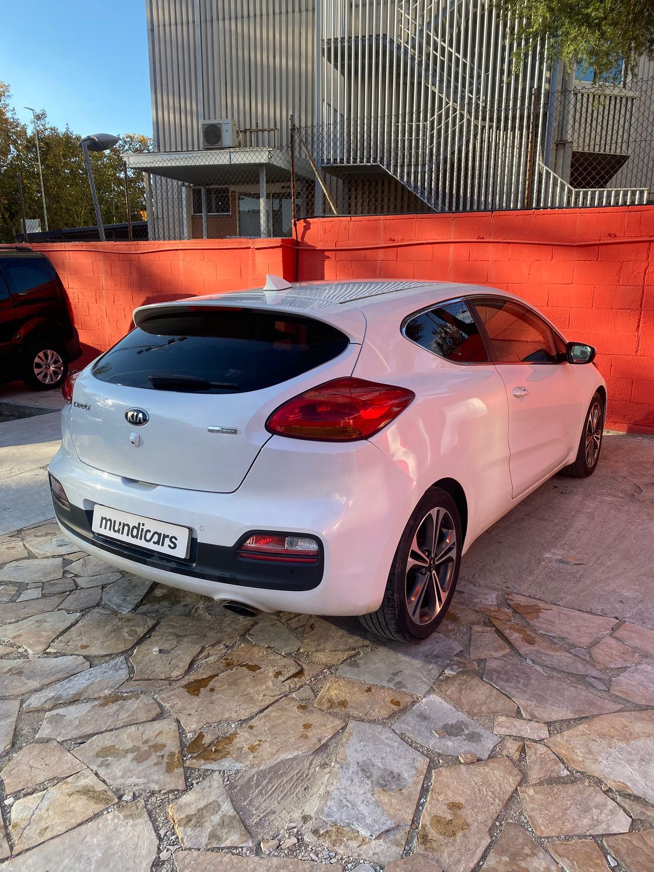 Kia Pro_Ceed 1.0 T-GDi 88kW (120CV) x-Tech17 Eco-Dyn - Foto 13