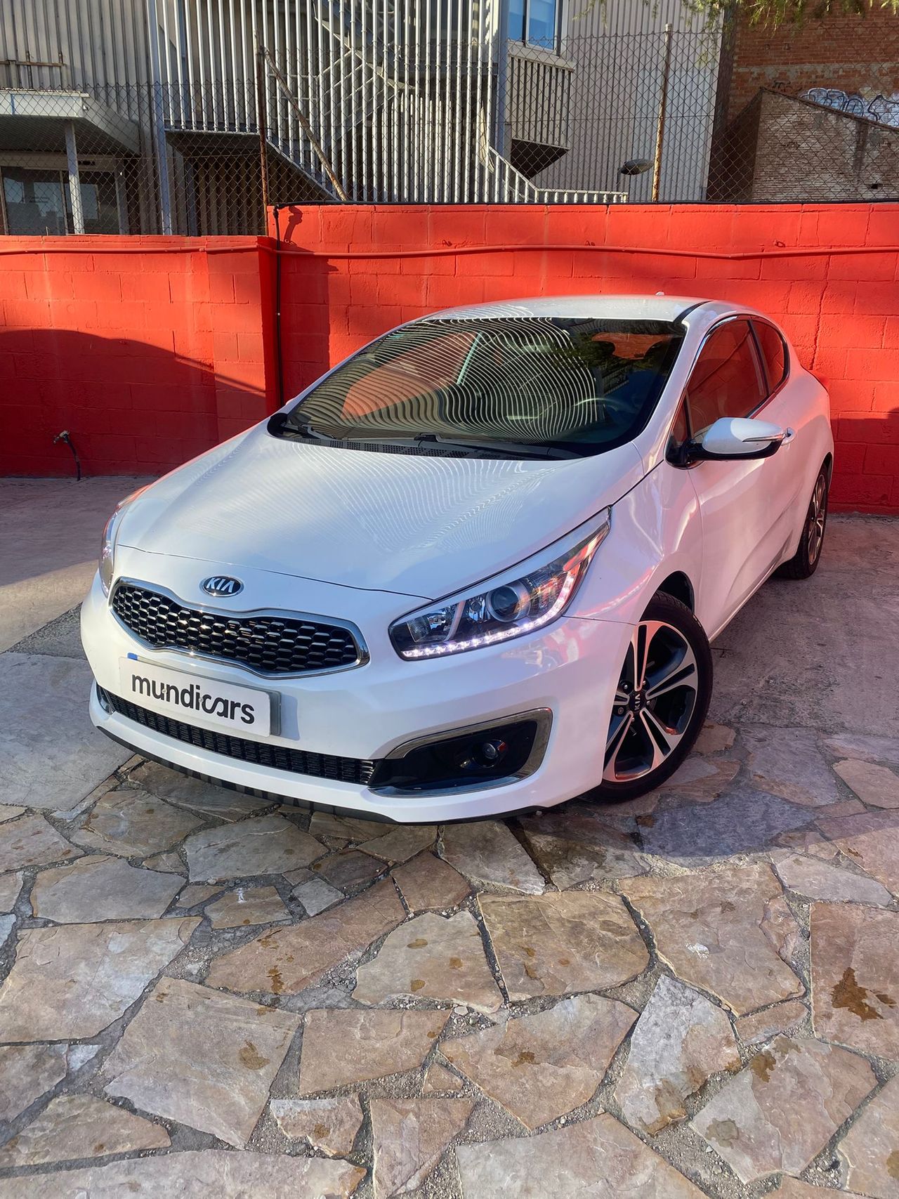 Kia Pro_Ceed 1.0 T-GDi 88kW (120CV) x-Tech17 Eco-Dyn - Foto 11