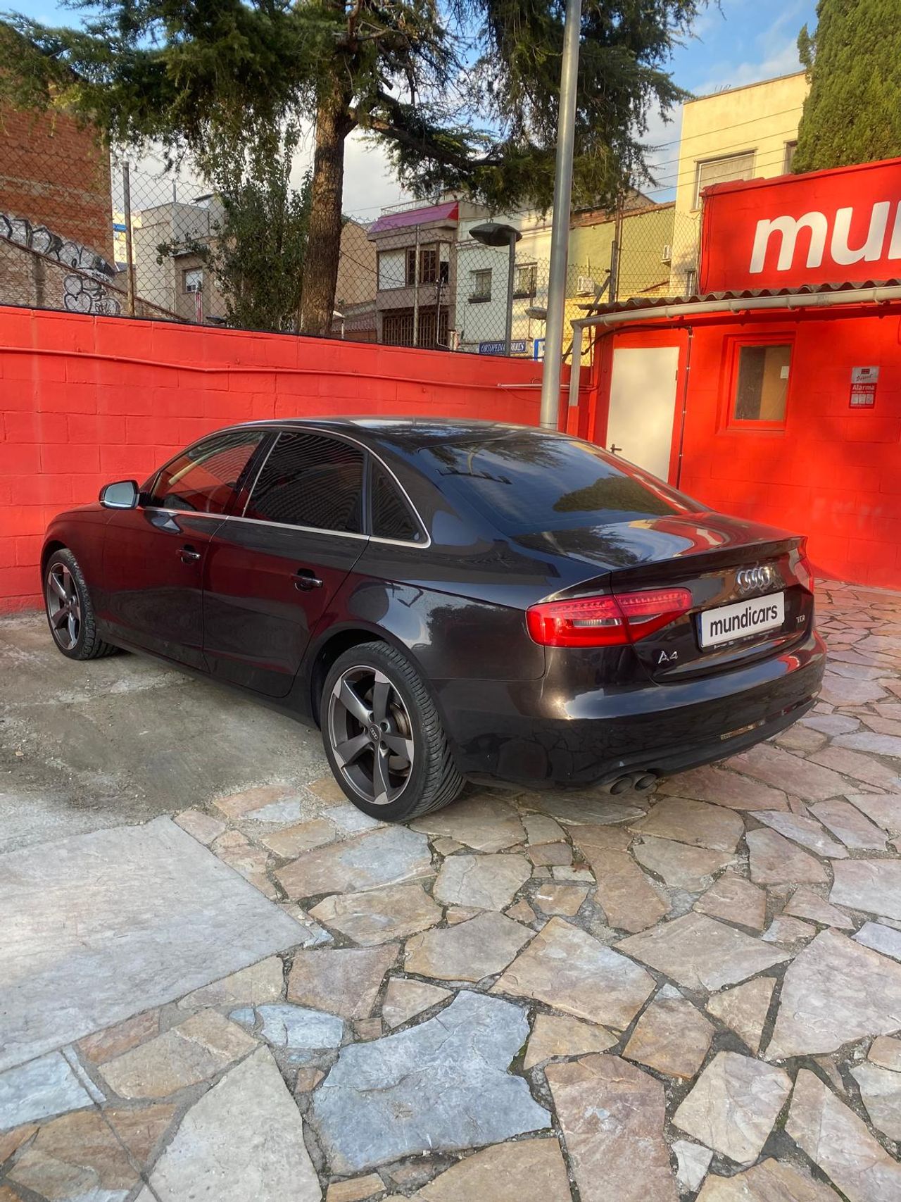 Audi A4 2.0 TDI 143cv - Foto 9