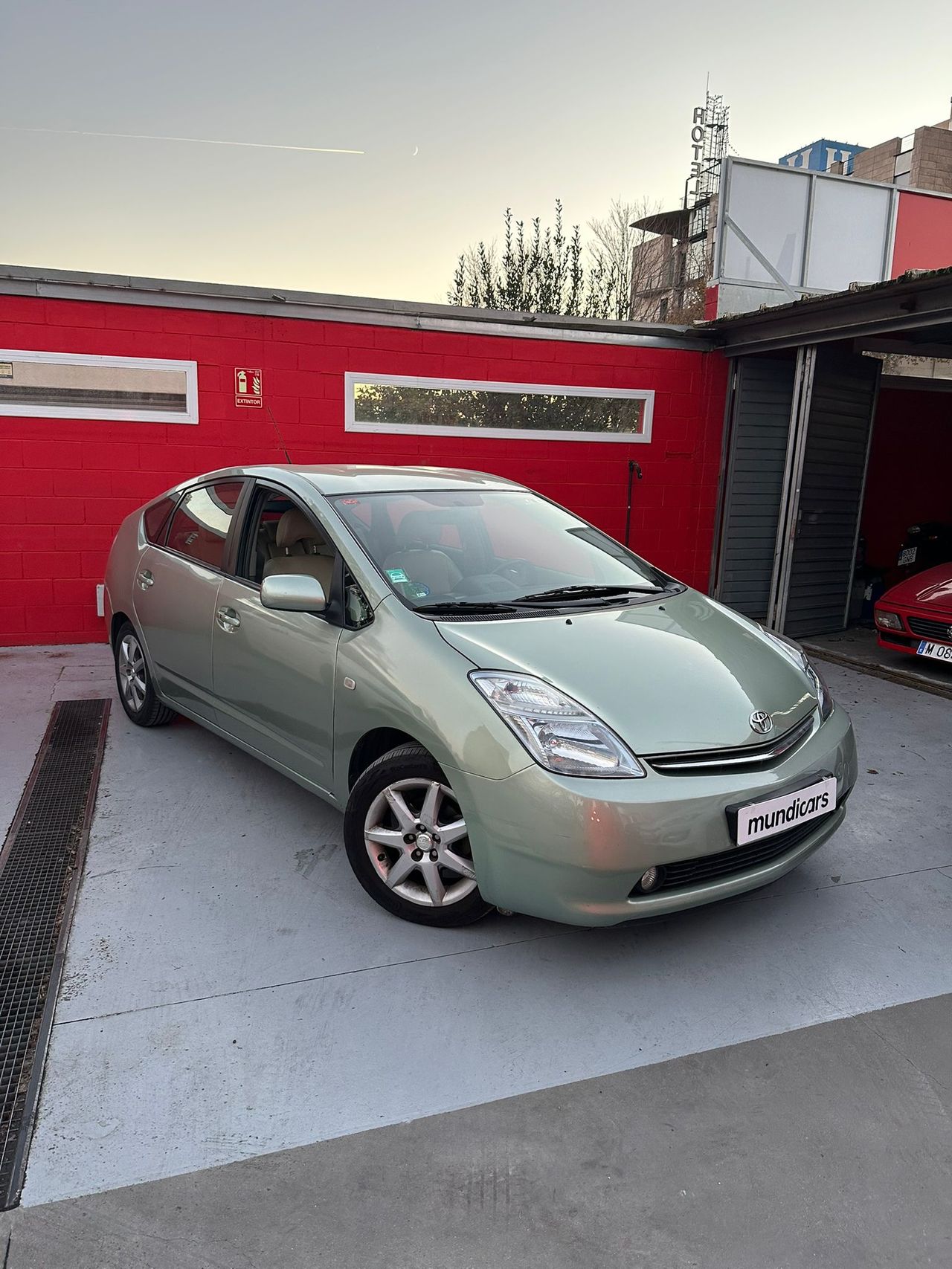 Toyota Prius 1.5 VVT-i HSD - Foto 4