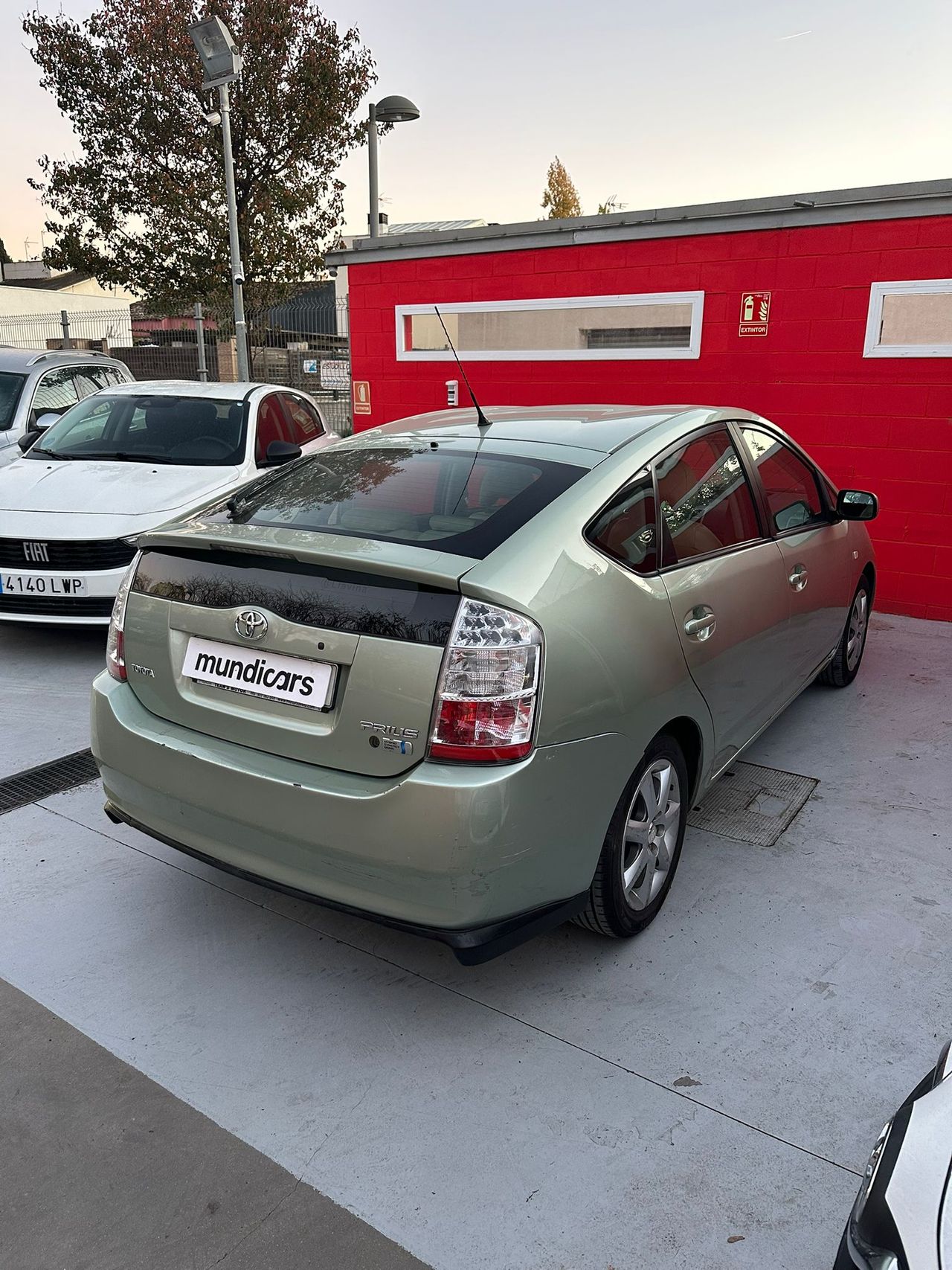 Toyota Prius 1.5 VVT-i HSD - Foto 9