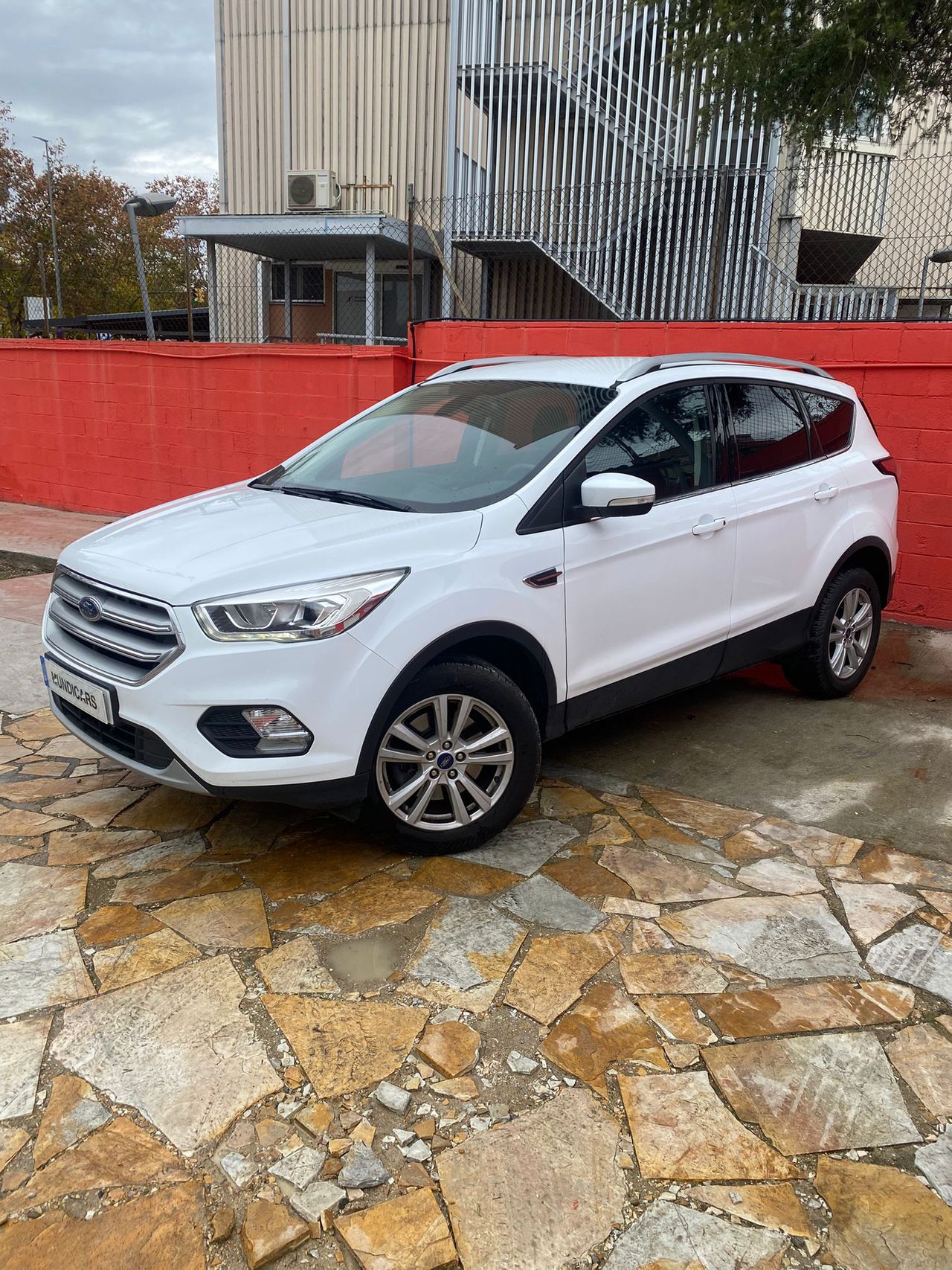 Ford Kuga Trend+ 2.0 TDCi 88kW (120CV) 4x2 - Foto 7