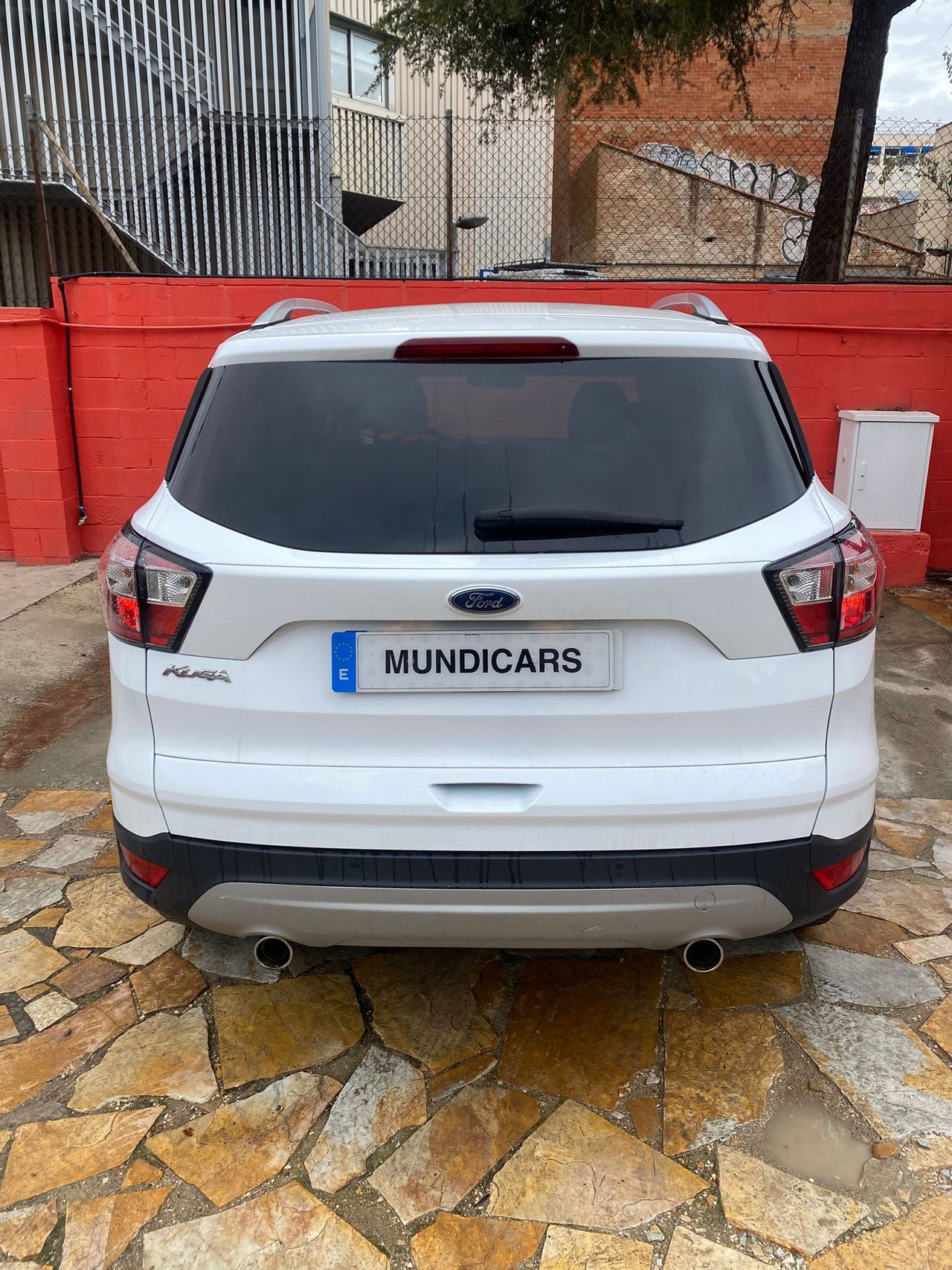 Ford Kuga Trend+ 2.0 TDCi 88kW (120CV) 4x2 - Foto 10