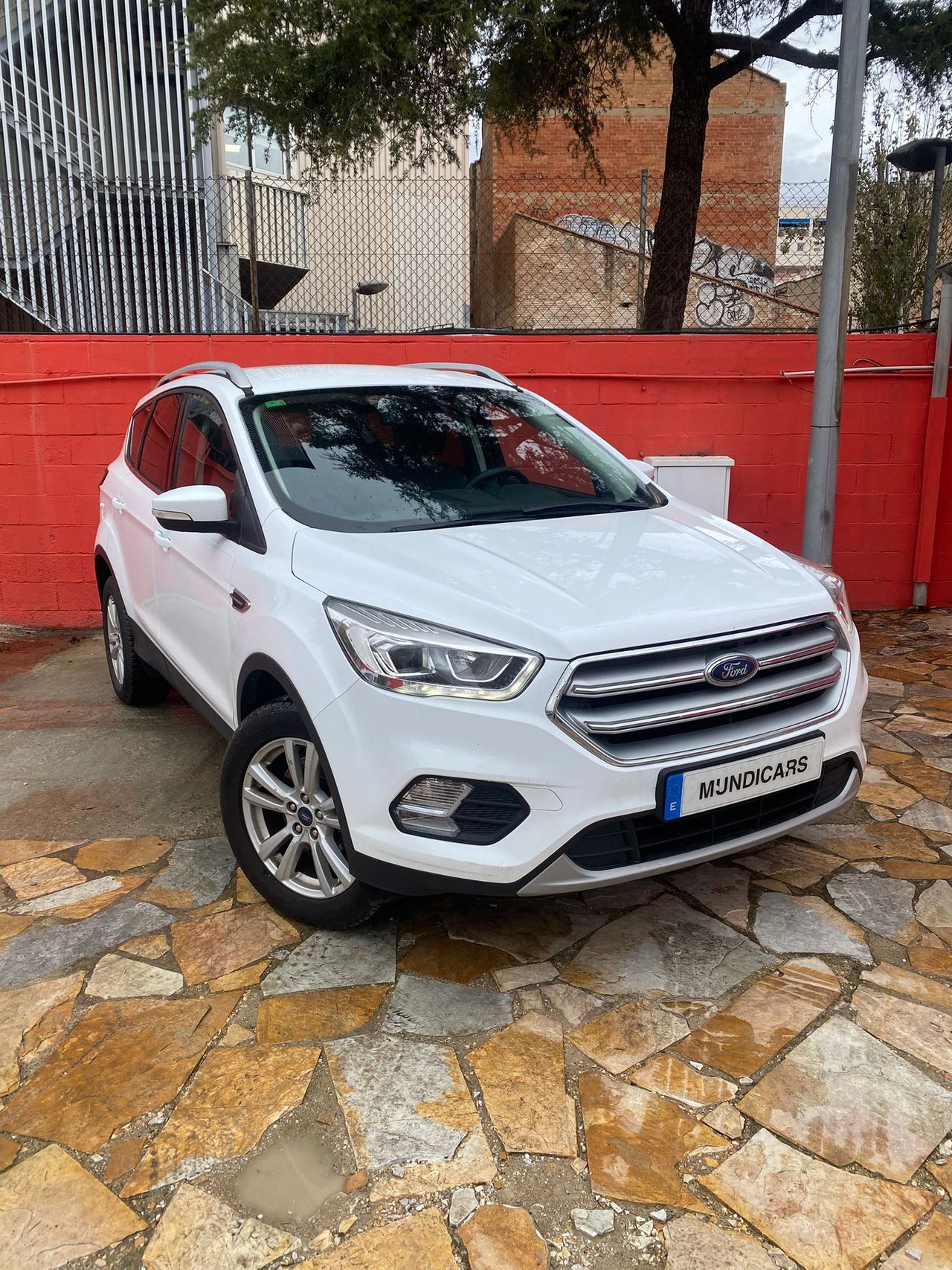 Ford Kuga Trend+ 2.0 TDCi 88kW (120CV) 4x2 - Foto 3