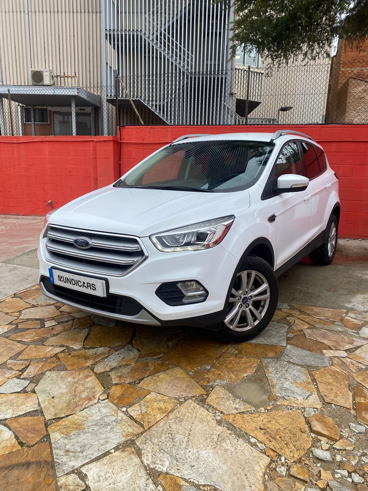 Ford Kuga Trend+ 2.0 TDCi 88kW (120CV) 4x2 - Foto 6