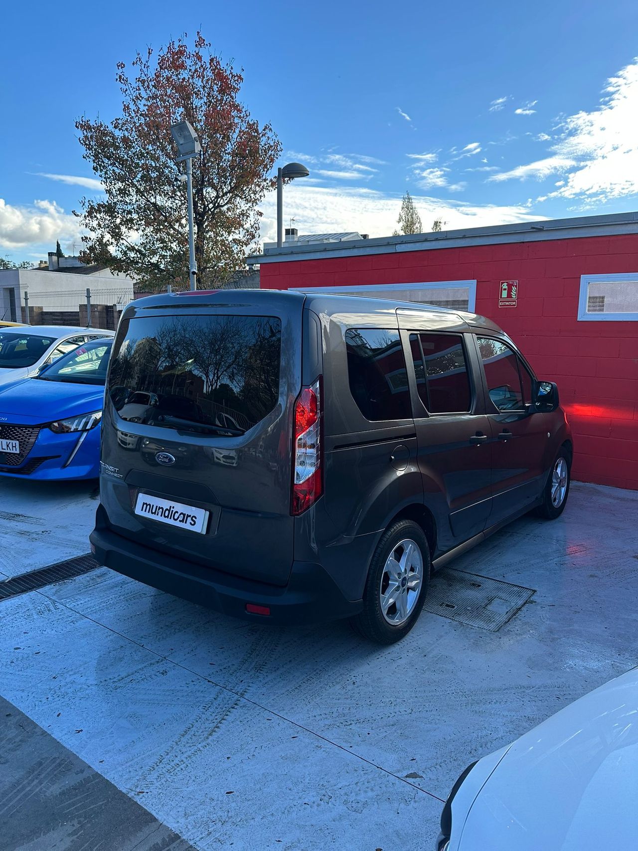 Ford Tourneo Connect 1.5 TDCi 74kW (100CV) Trend - Foto 11