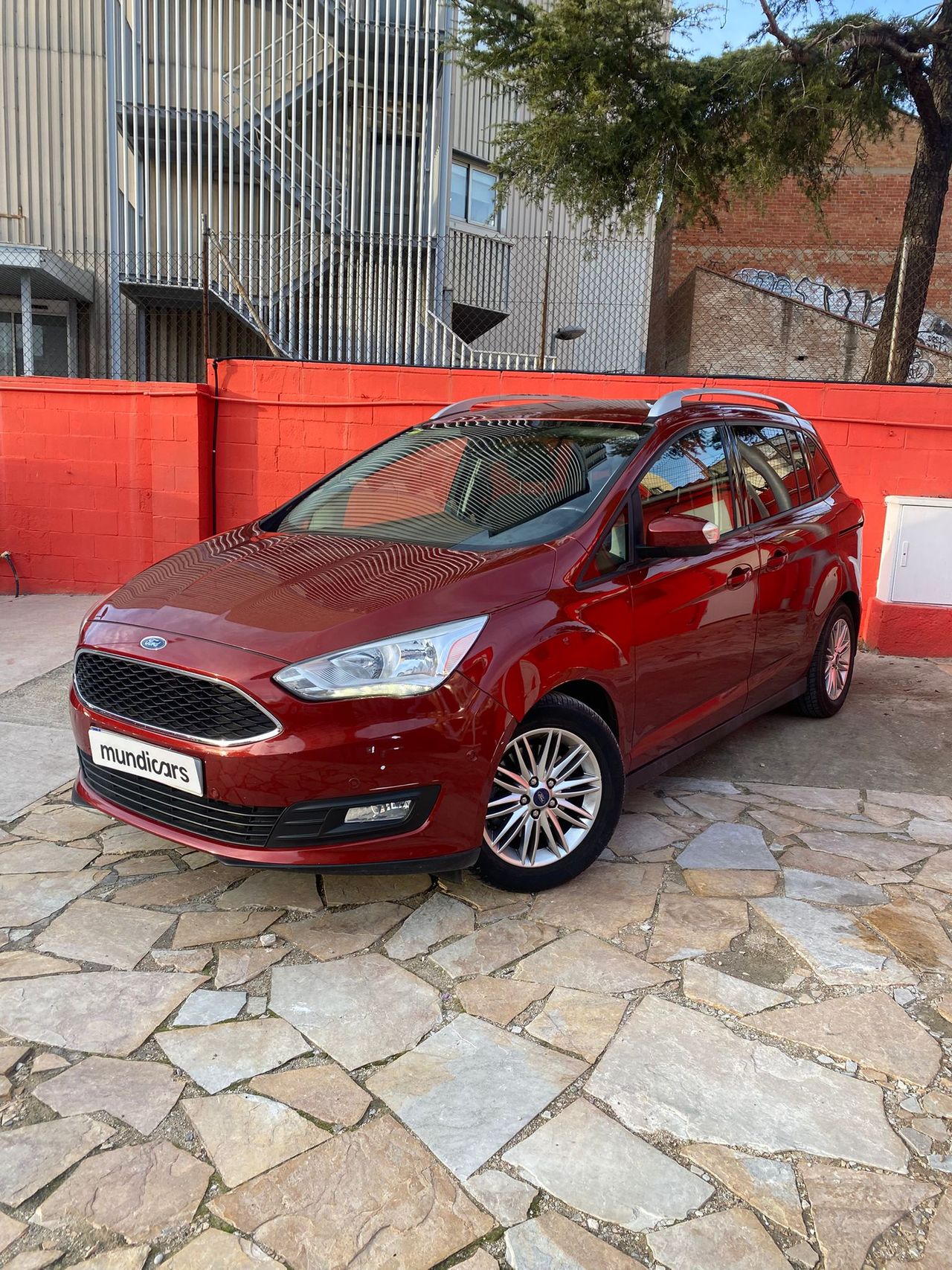 Ford Grand C-MAX 1.5 TDCi 88kW (120CV) Trend+ - Foto 10