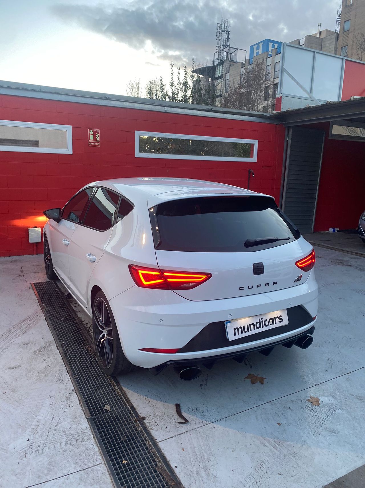 Seat Leon 2.0 TSI 213kW (290CV) DSG-7 St&Sp Cupra - Foto 9