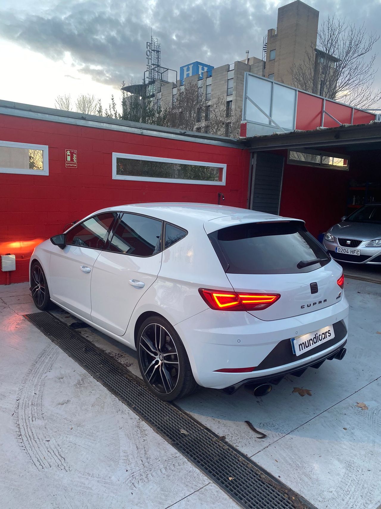 Seat Leon 2.0 TSI 213kW (290CV) DSG-7 St&Sp Cupra - Foto 8