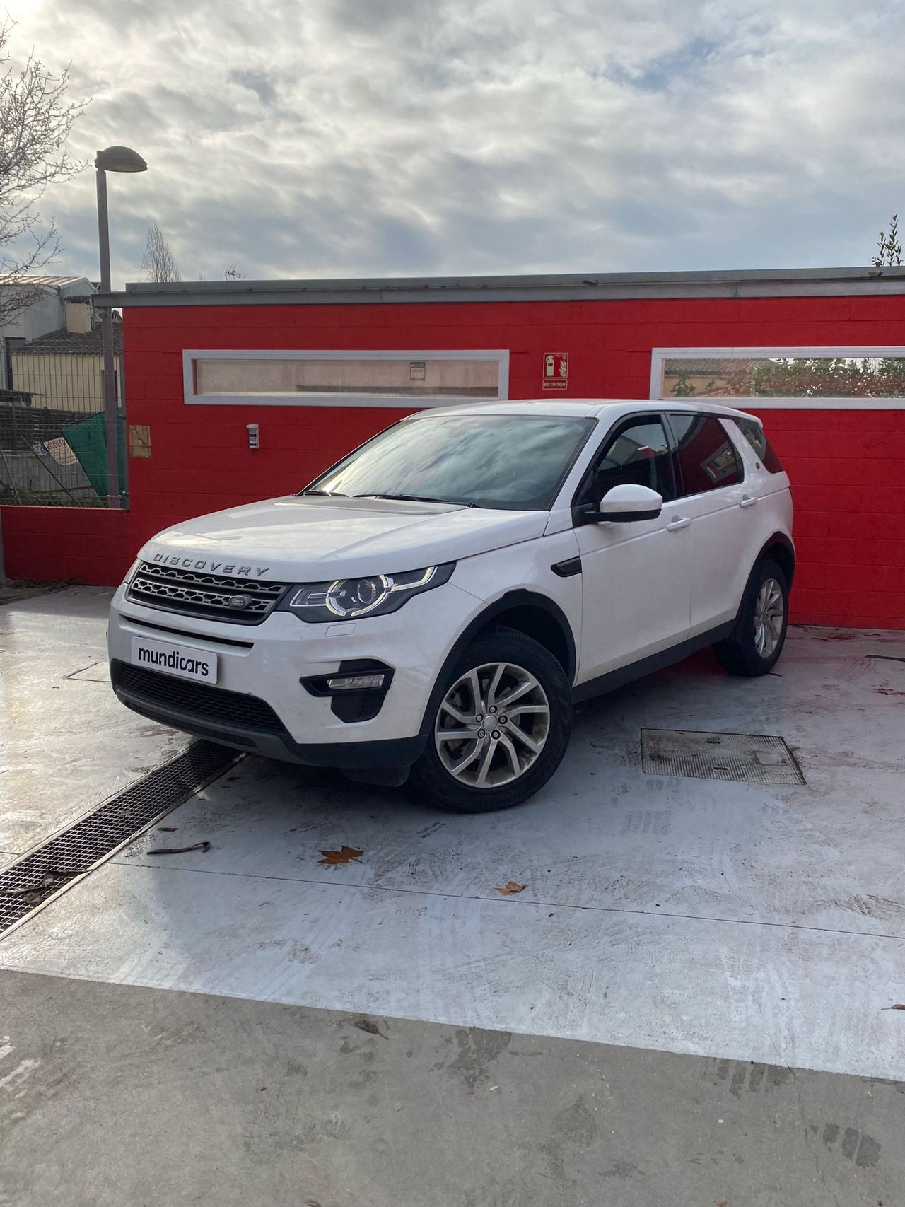 Land-Rover Discovery Sport 2.0L TD4 110kW (150CV) 4x4 HSE - Foto 6