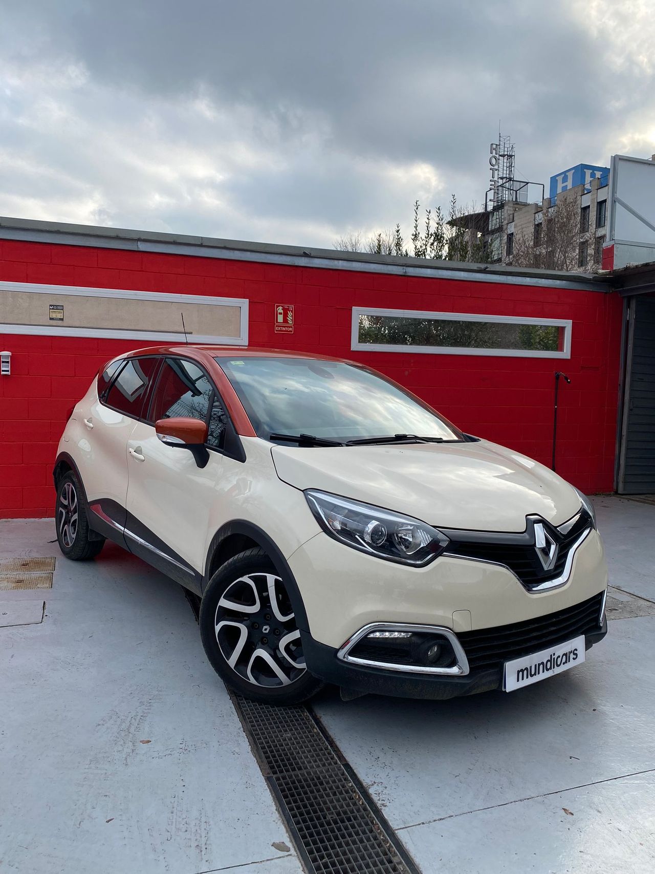 Renault Captur Zen TCe 120 EDC - Foto 3