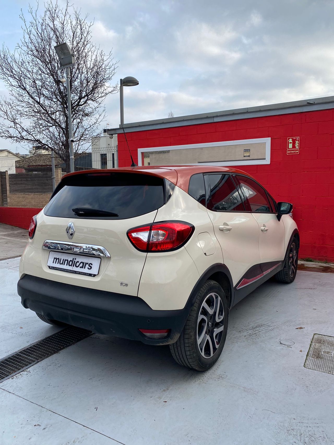 Renault Captur Zen TCe 120 EDC - Foto 12