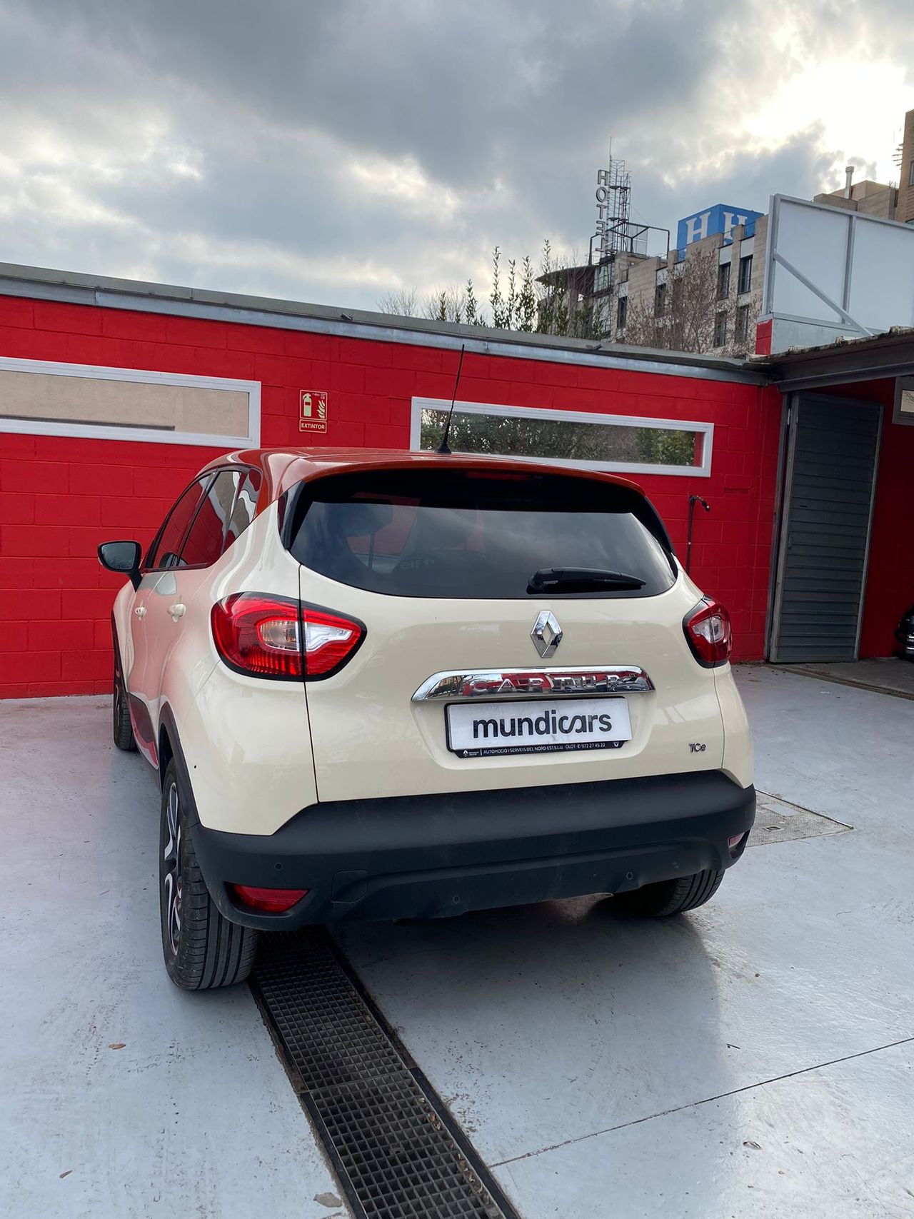 Renault Captur Zen TCe 120 EDC - Foto 11