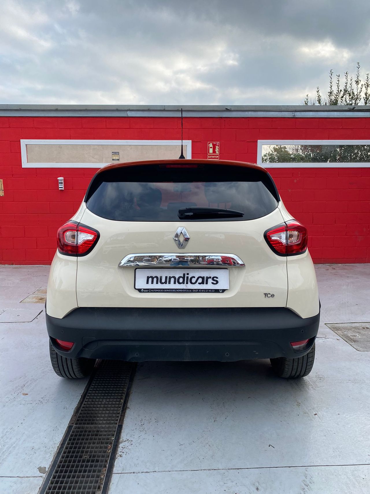 Renault Captur Zen TCe 120 EDC - Foto 10