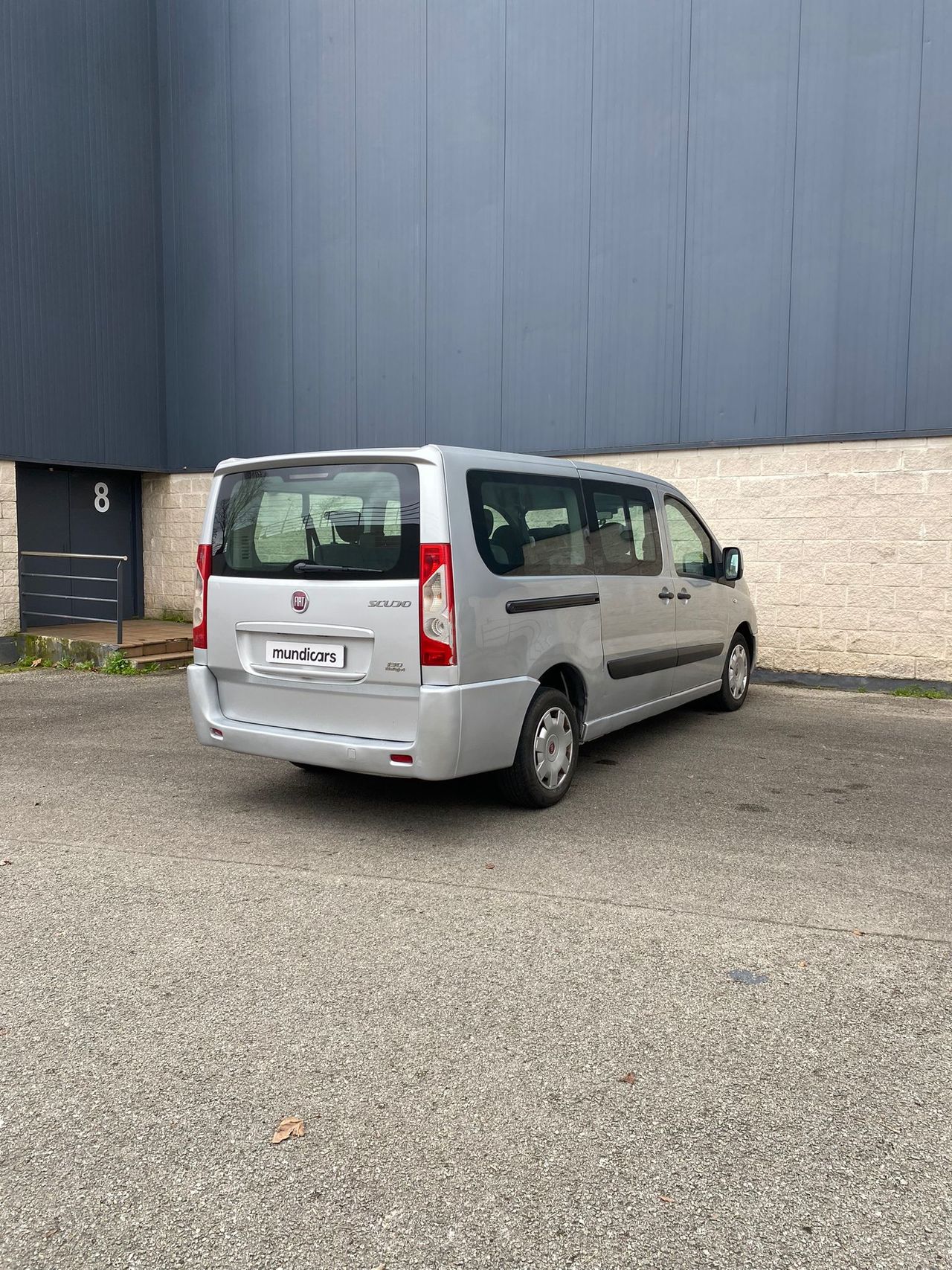 Fiat Scudo 2.0 JTDM Panorama Family L2H1 130 Multijet  - Foto 6