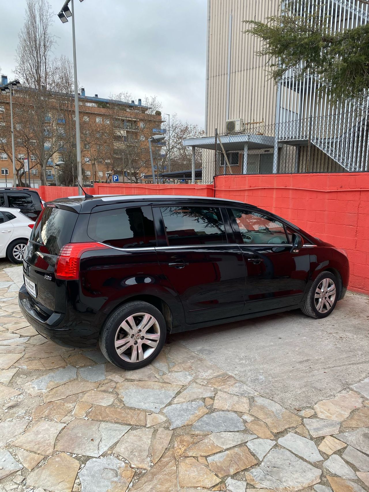 Peugeot 5008 Allure 2.0 HDI 150 FAP - Foto 12