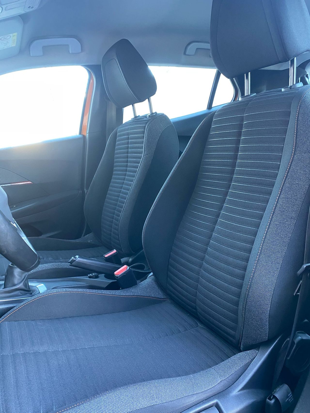 Peugeot 2008 Active Pack BlueHDI 81kW (110CV) - Foto 13