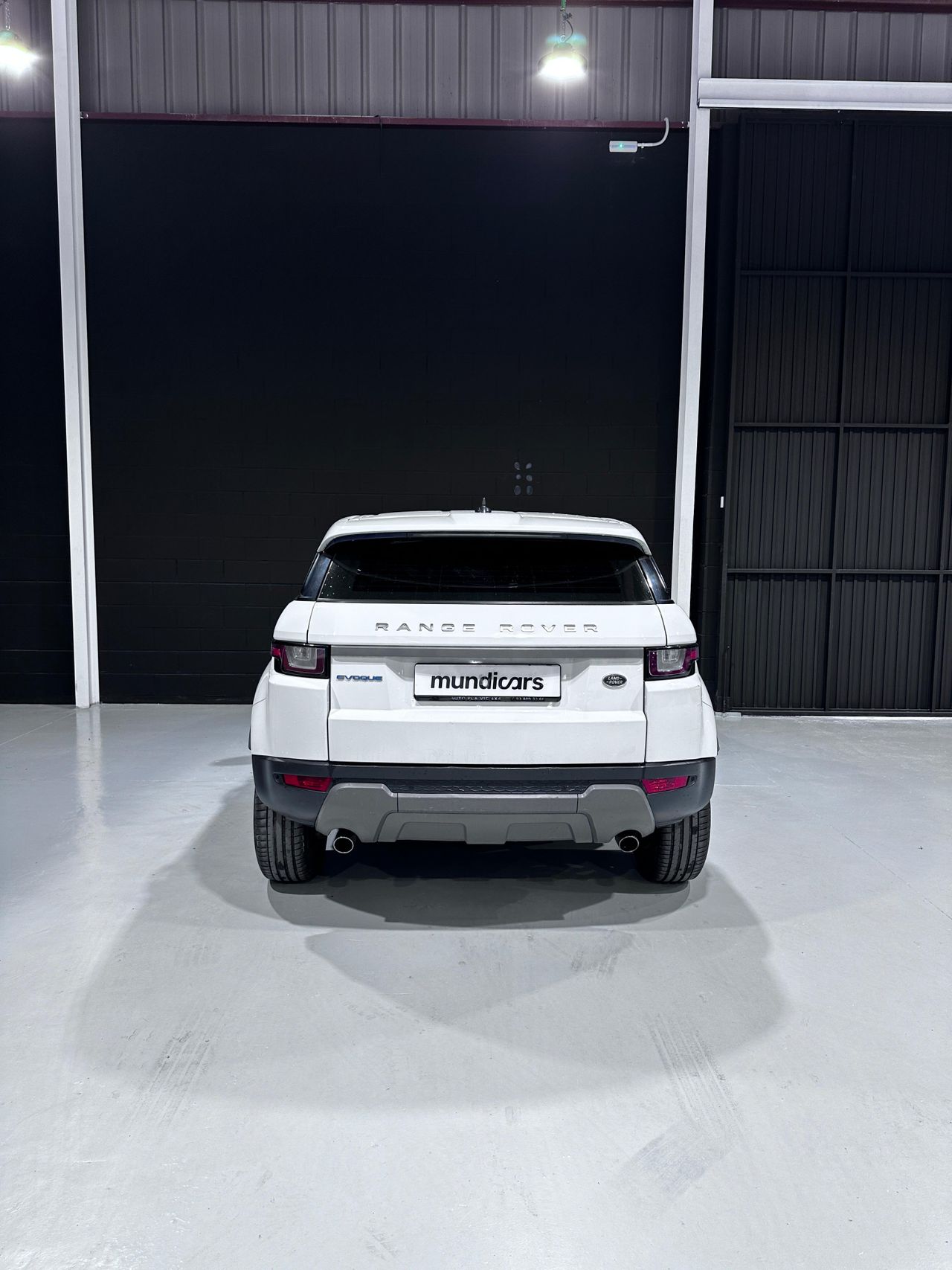 Land-Rover Range Rover Evoque 2.0L eD4 Diesel 150CV 4x2 SE - Foto 9