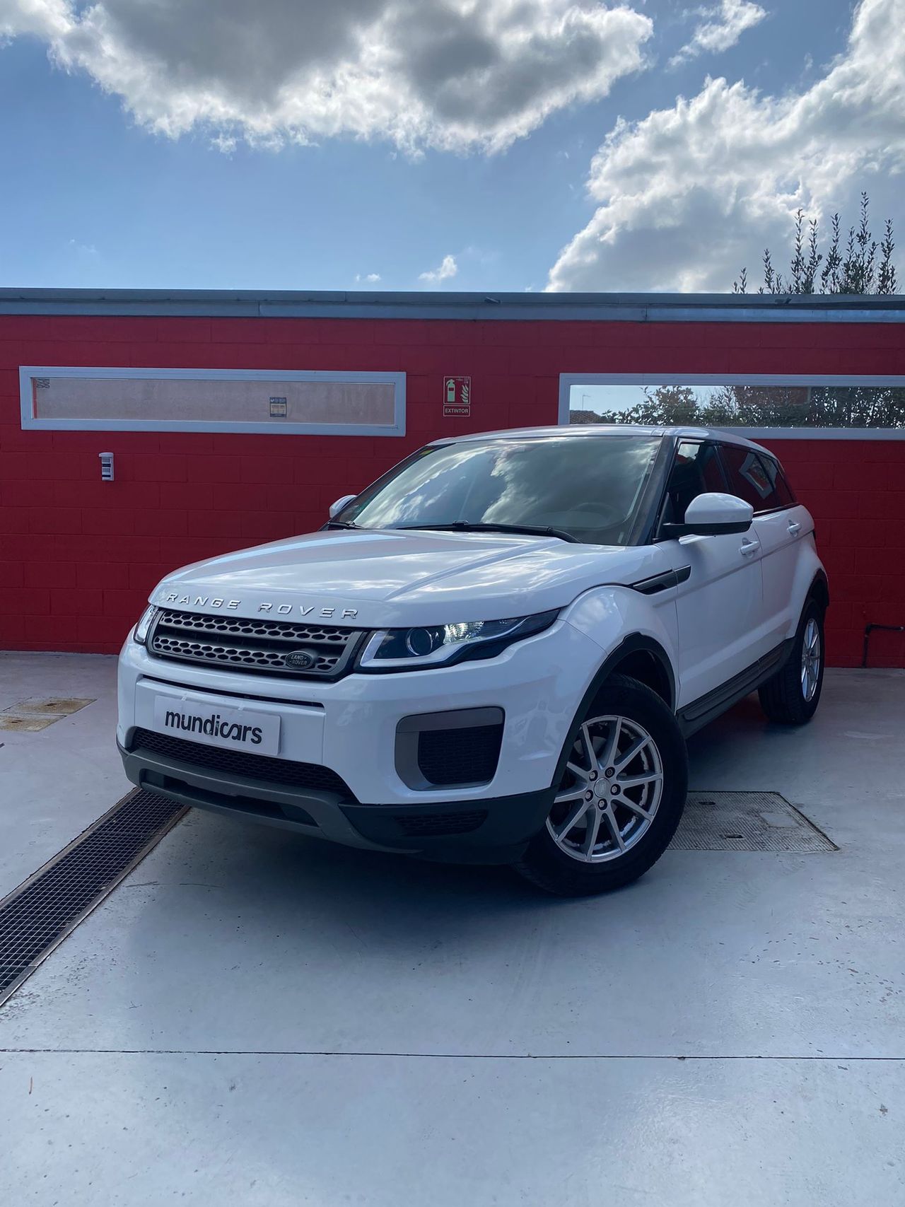 Land-Rover Range Rover Evoque 2.0L eD4 Diesel 150CV 4x2 SE - Foto 7