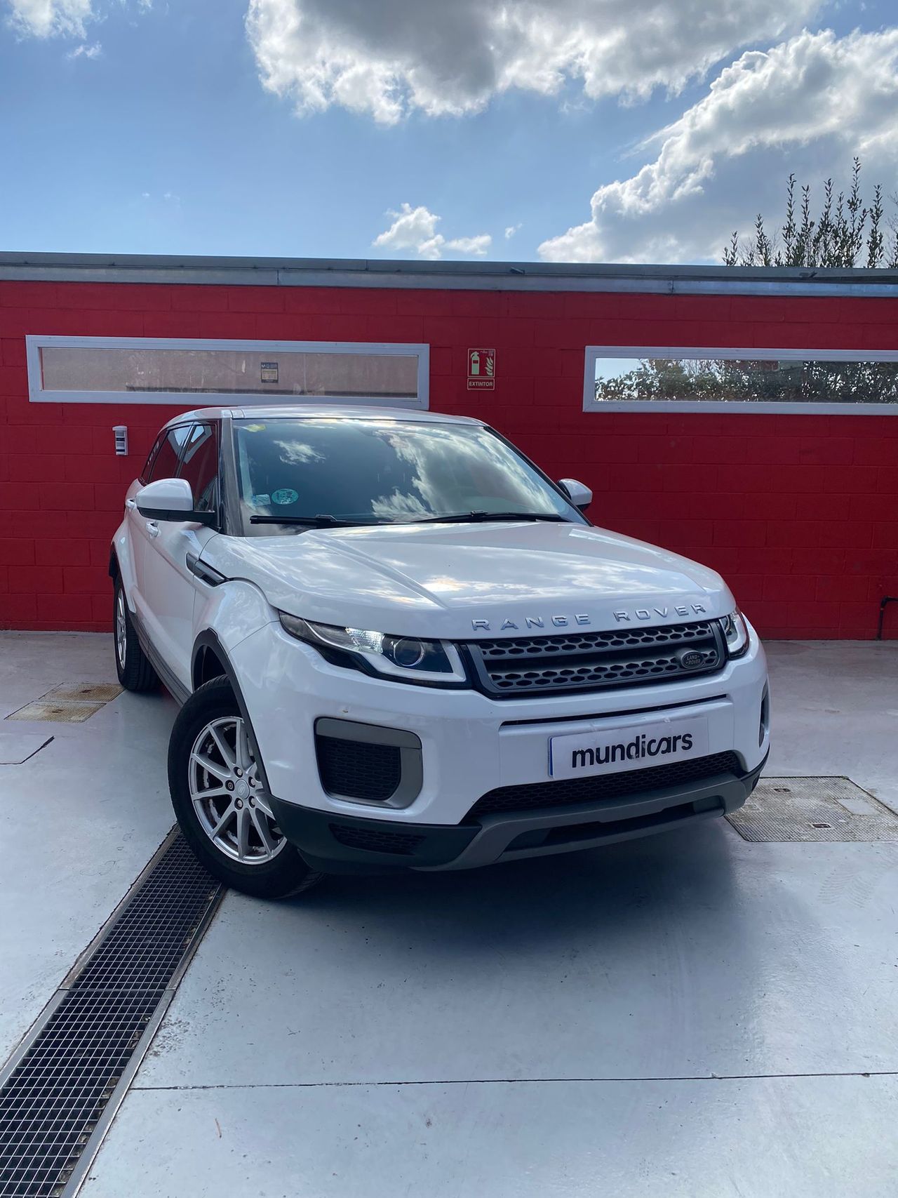 Land-Rover Range Rover Evoque 2.0L eD4 Diesel 150CV 4x2 SE - Foto 3