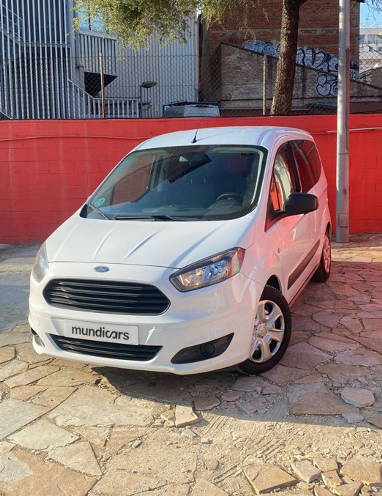 Ford Tourneo Courier 1.0 EcoBoost 74kW (100CV) Trend - Foto 8