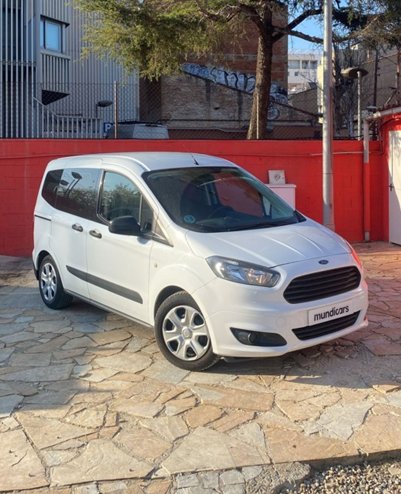 Ford Tourneo Courier 1.0 EcoBoost 74kW (100CV) Trend - Foto 3
