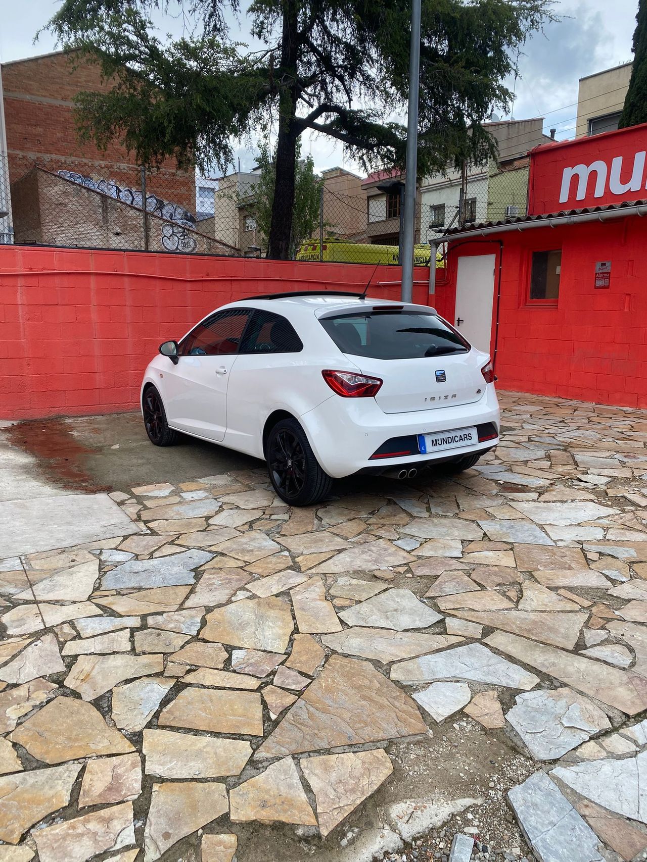 Seat Ibiza SC 1.4 TDI 105cv FR - Foto 11