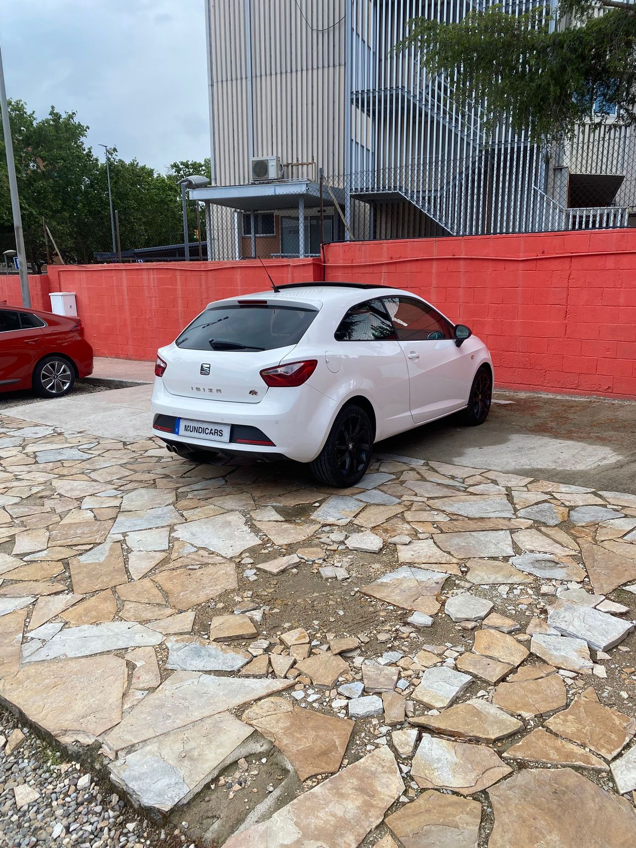 Seat Ibiza SC 1.4 TDI 105cv FR - Foto 12