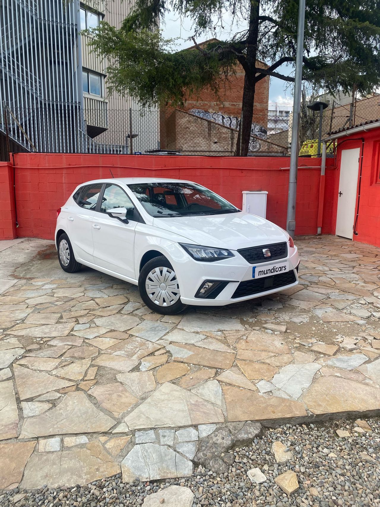Seat Ibiza 1.0 MPI 59kW (80CV) Reference XM - Foto 3